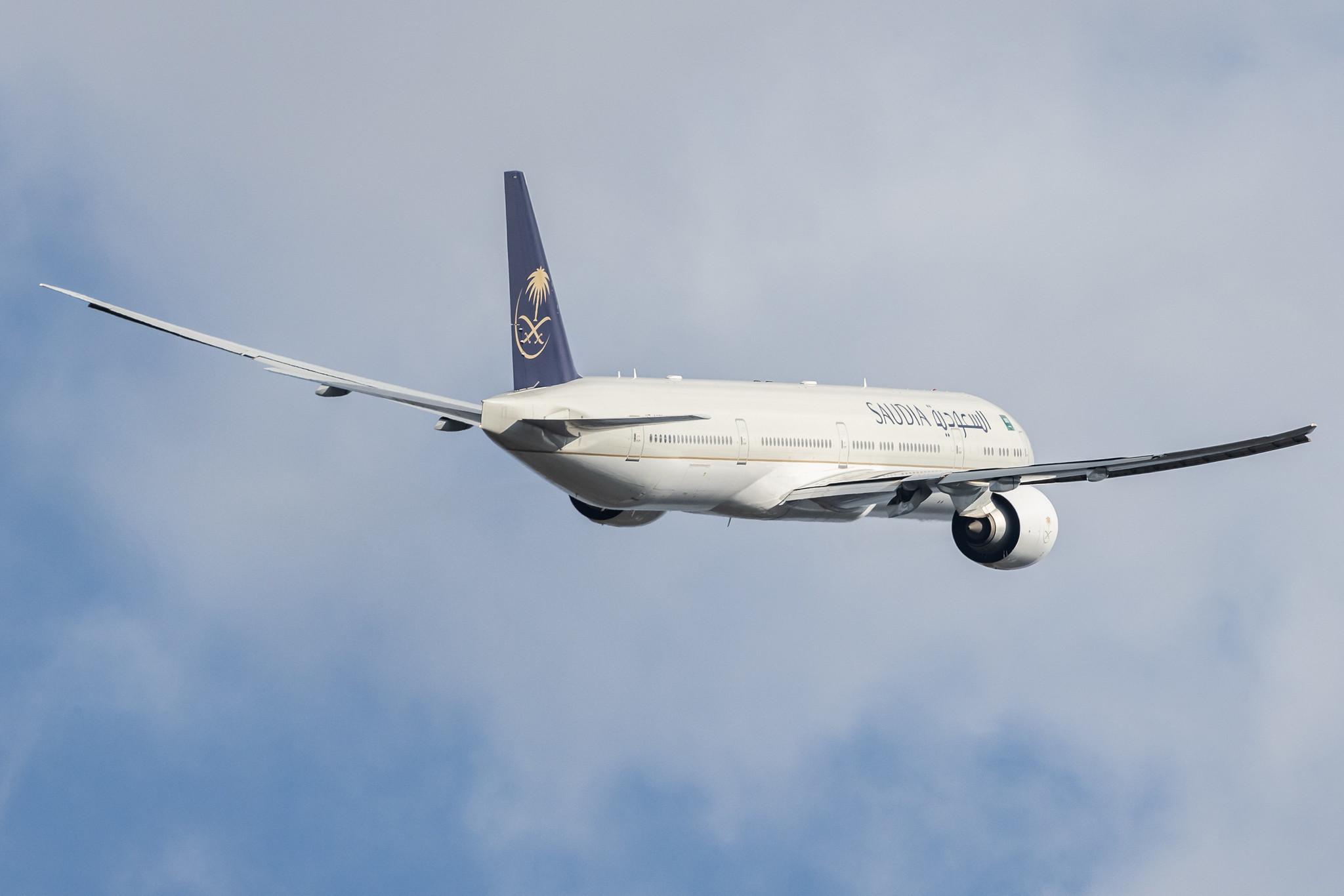 London Heathrow: Saudia (SV / SVA) |  Boeing 777-3FG(ER) B77W | HZ-AK39 | MSN 61592
