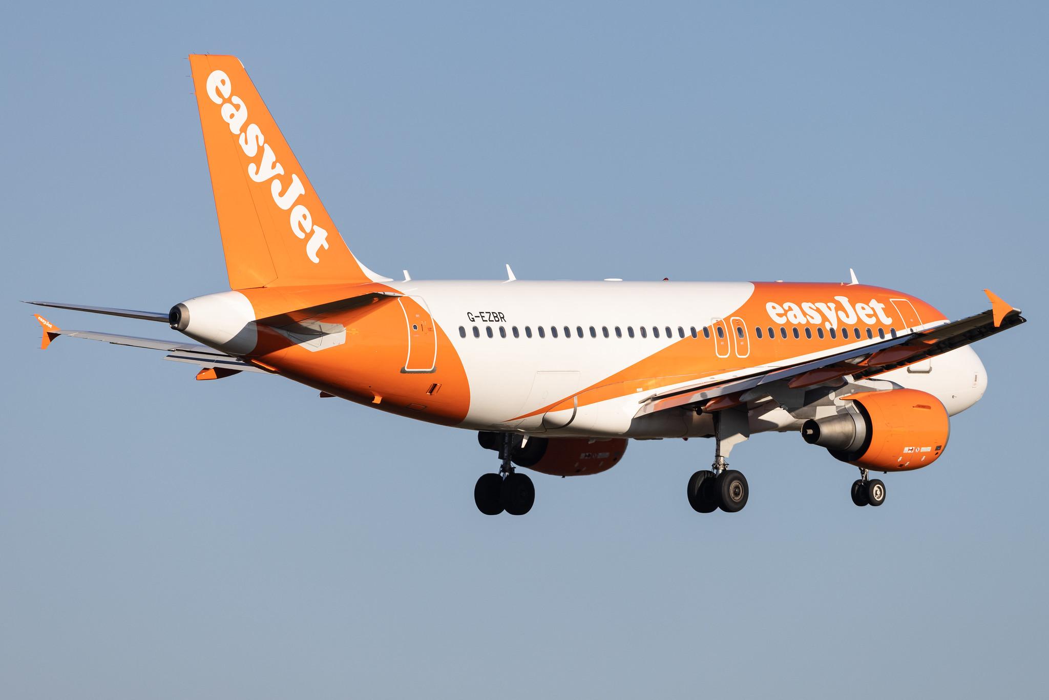 Hamburg Airport: easyJet (U2 / EZY) |  Airbus A319-111 A319 | G-EZBR | MSN 3088