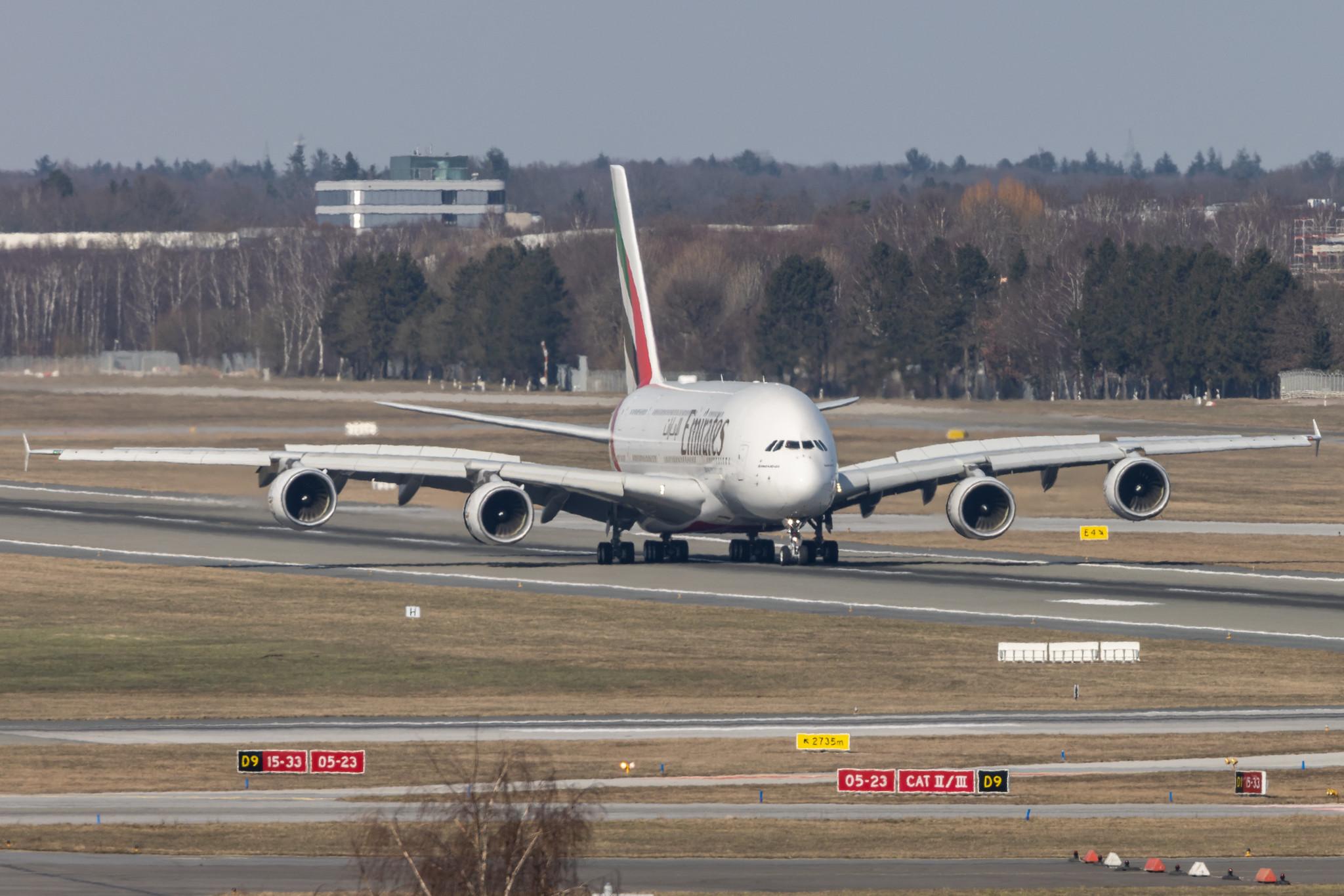 Hamburg Airport: Emirates (EK / UAE) |  Airbus A380-861 A388 | A6-EEV | MSN 150