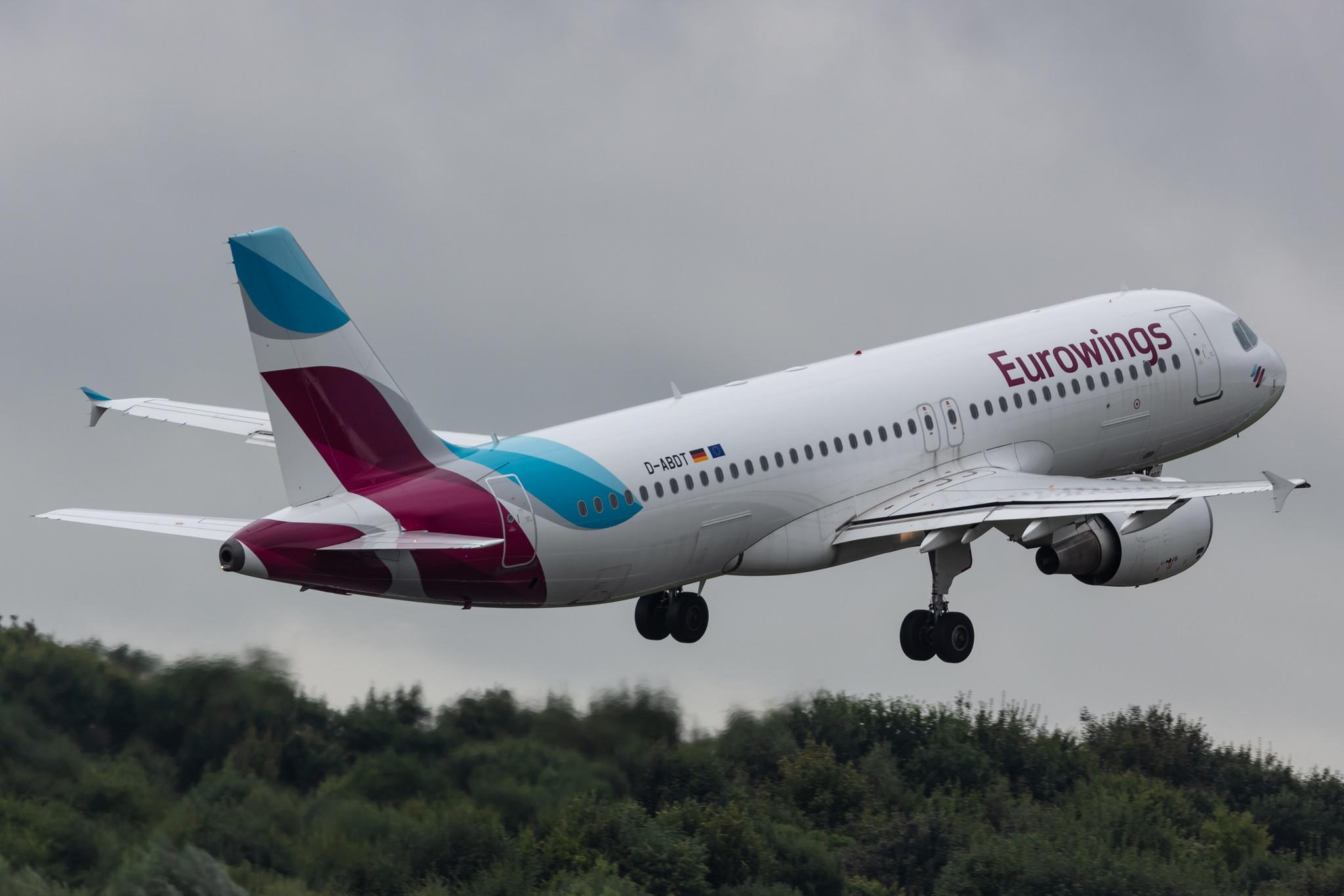 Hamburg Airport: Eurowings (EW / EWG) |  Airbus A320-214 A320 | D-ABDT | MSN 3422