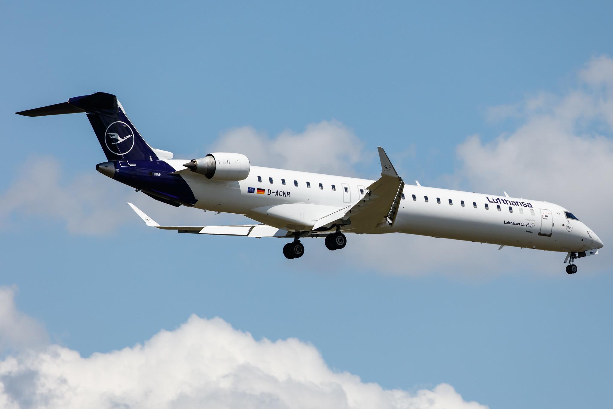 Frankfurt Airport: Lufthansa (LH / DLH) | Operator: Lufthansa CityLine |  Mitsubishi CRJ-900LR CRJ9 | D-ACNR | MSN 15263