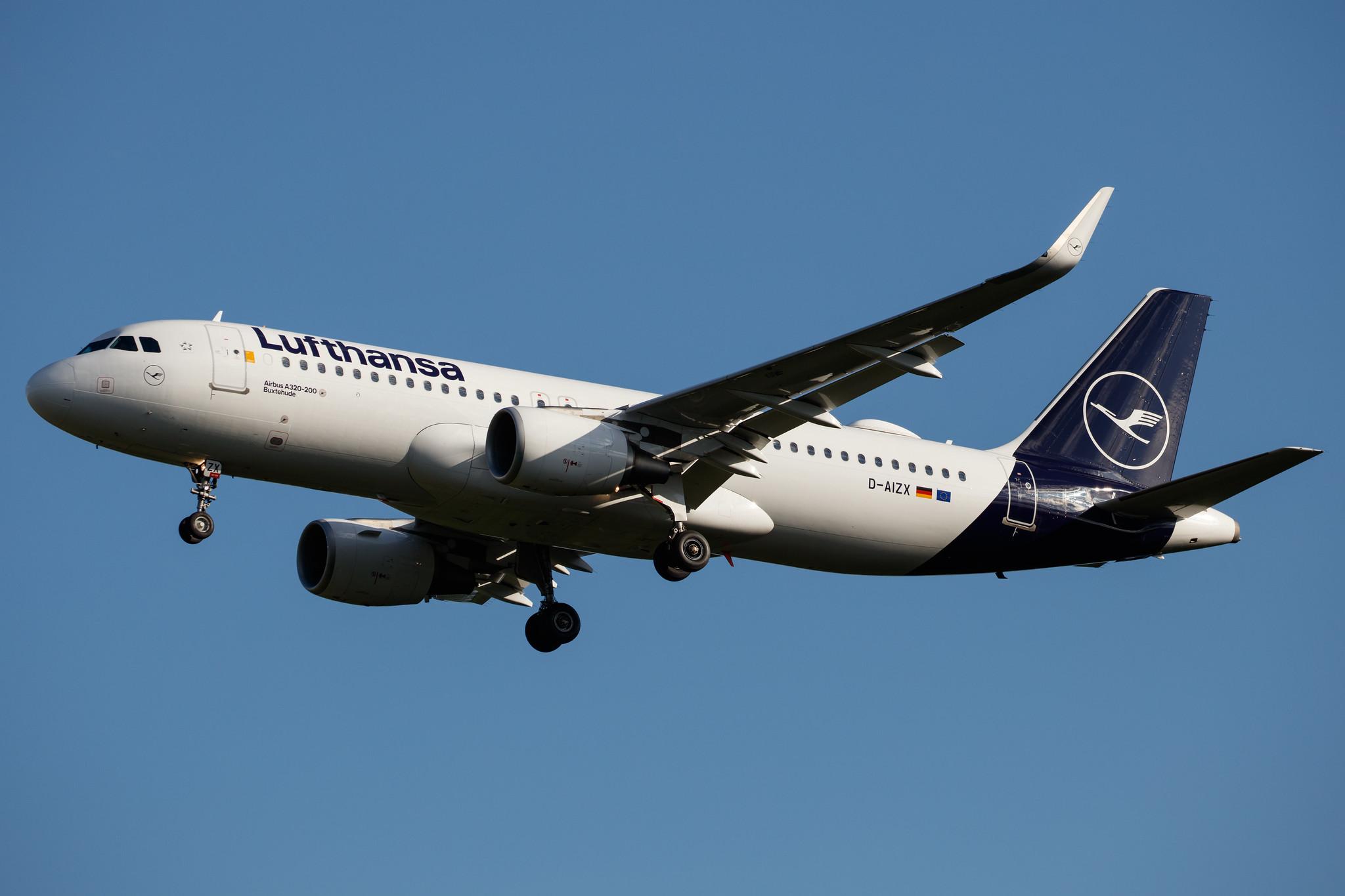 Frankfurt Airport: Lufthansa (LH / DLH) |  Airbus A320-214 A320 | D-AIZX | MSN 5741
