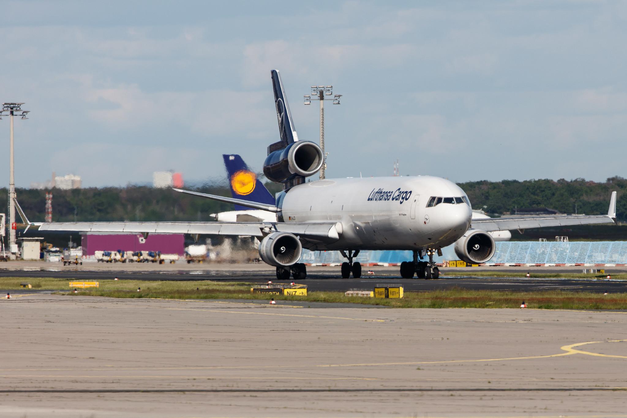 Frankfurt Airport: Lufthansa Cargo (/ GEC) |  McDonnell Douglas MD-11F MD11 | D-ALCD | MSN 48784