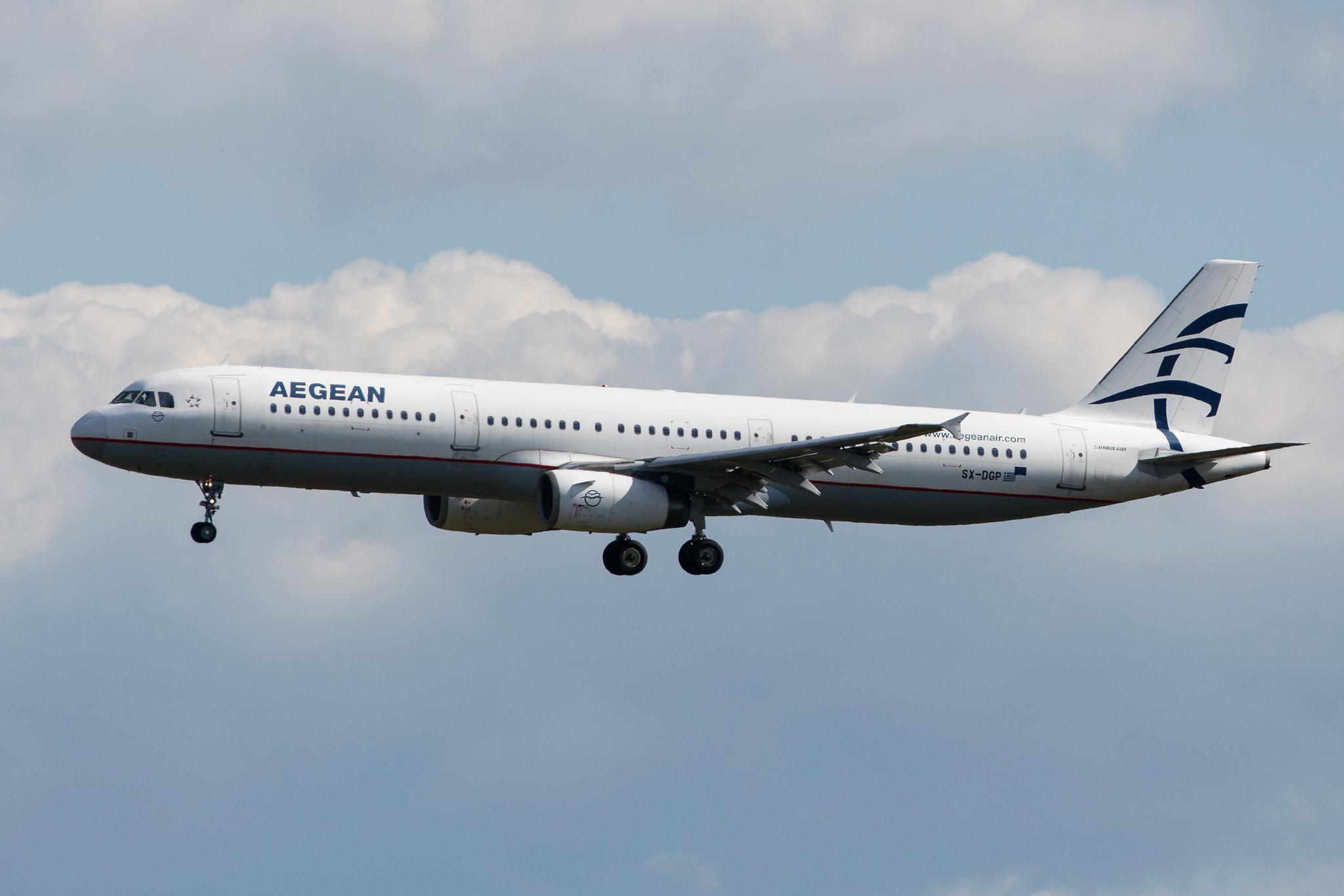 Frankfurt Airport: Aegean Airlines (A3 / AEE) |  Airbus A321-232 A321 | SX-DGP | MSN 3302