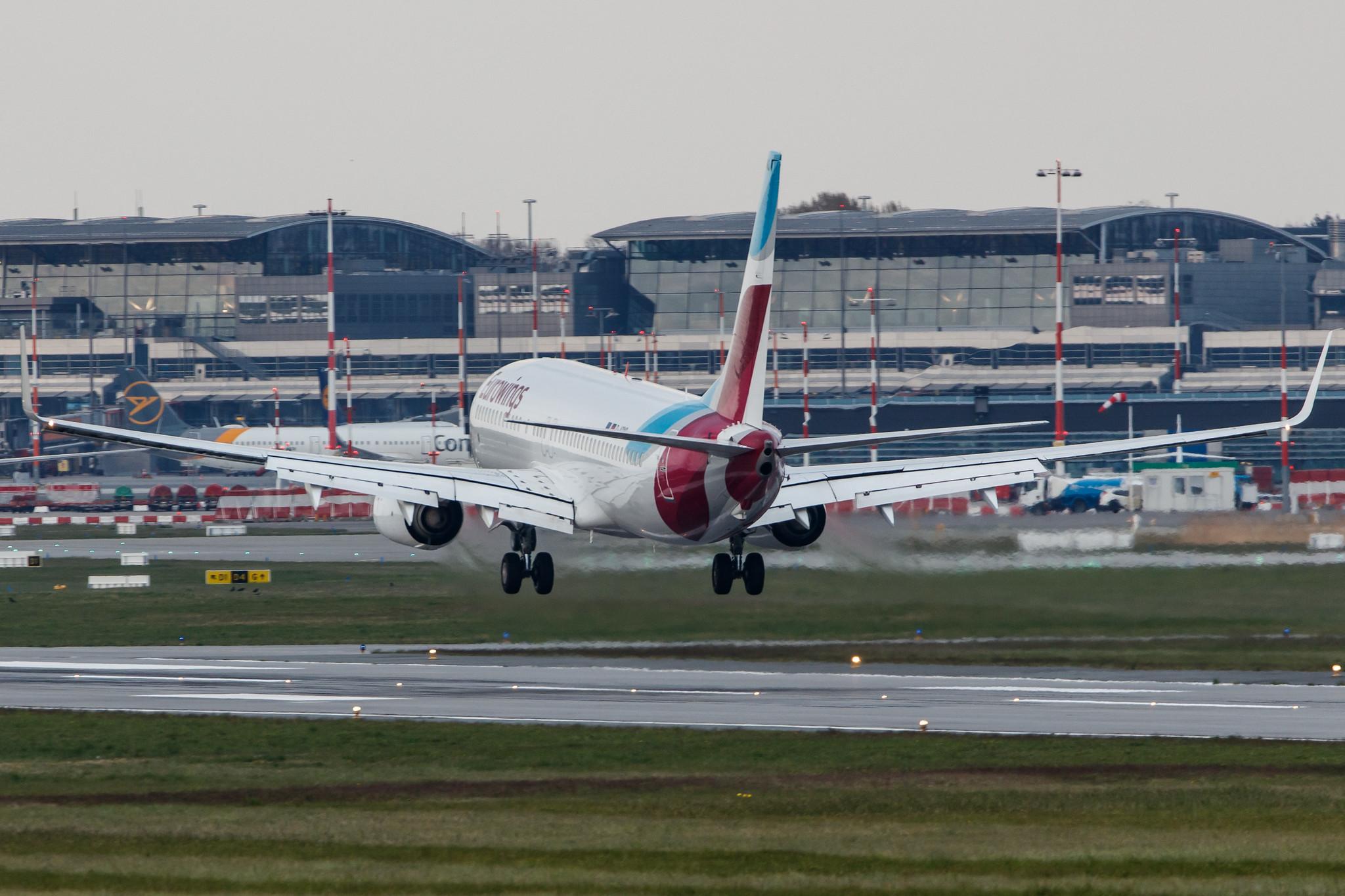 Hamburg Airport: Eurowings (EW / EWG) | Operator: TUI fly |  Boeing 737-86J B738 | D-ABMQ | MSN 37780