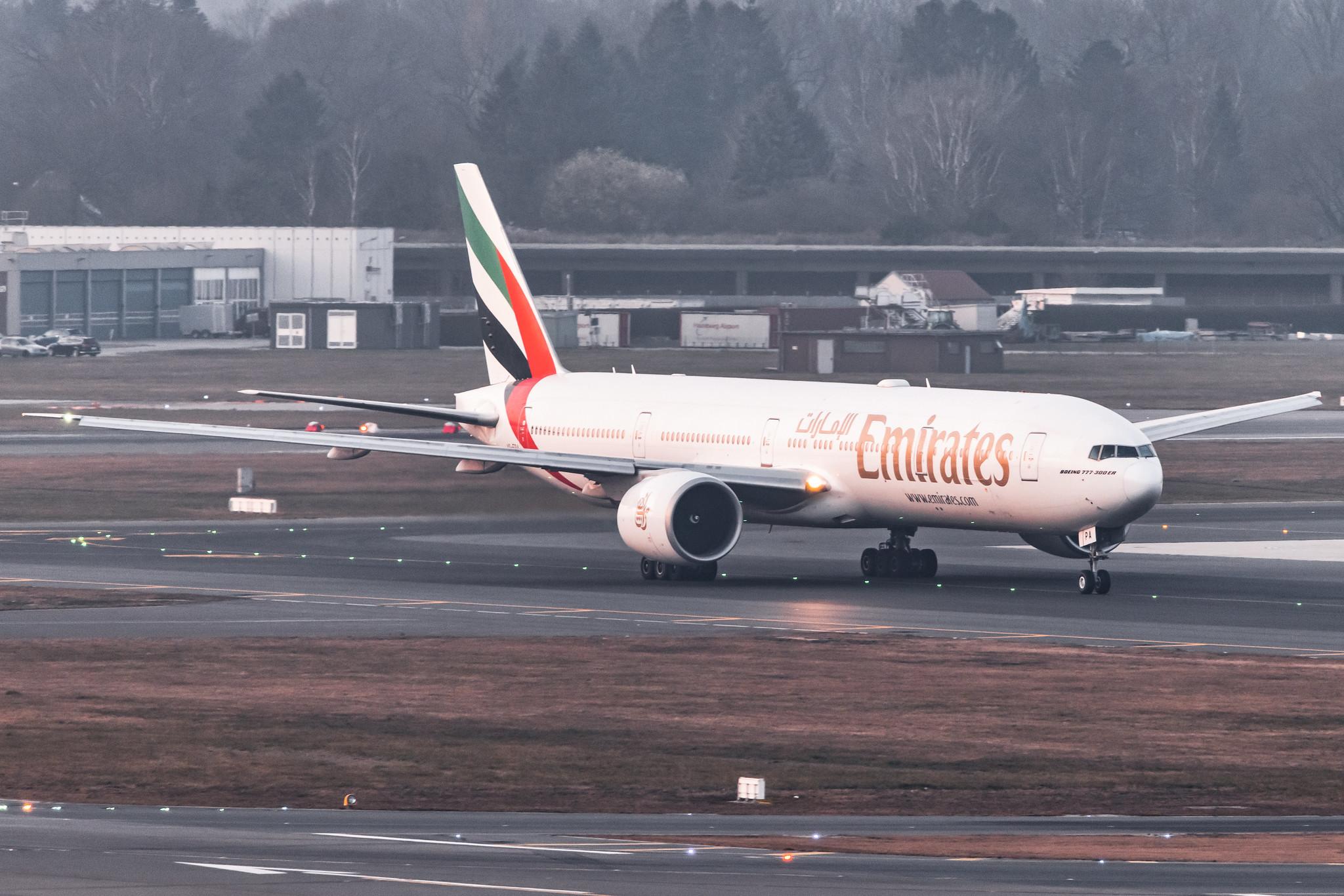 Hamburg Airport: Emirates (EK / UAE) |  Boeing 777-31H(ER) B77W | A6-EPA | MSN 42320