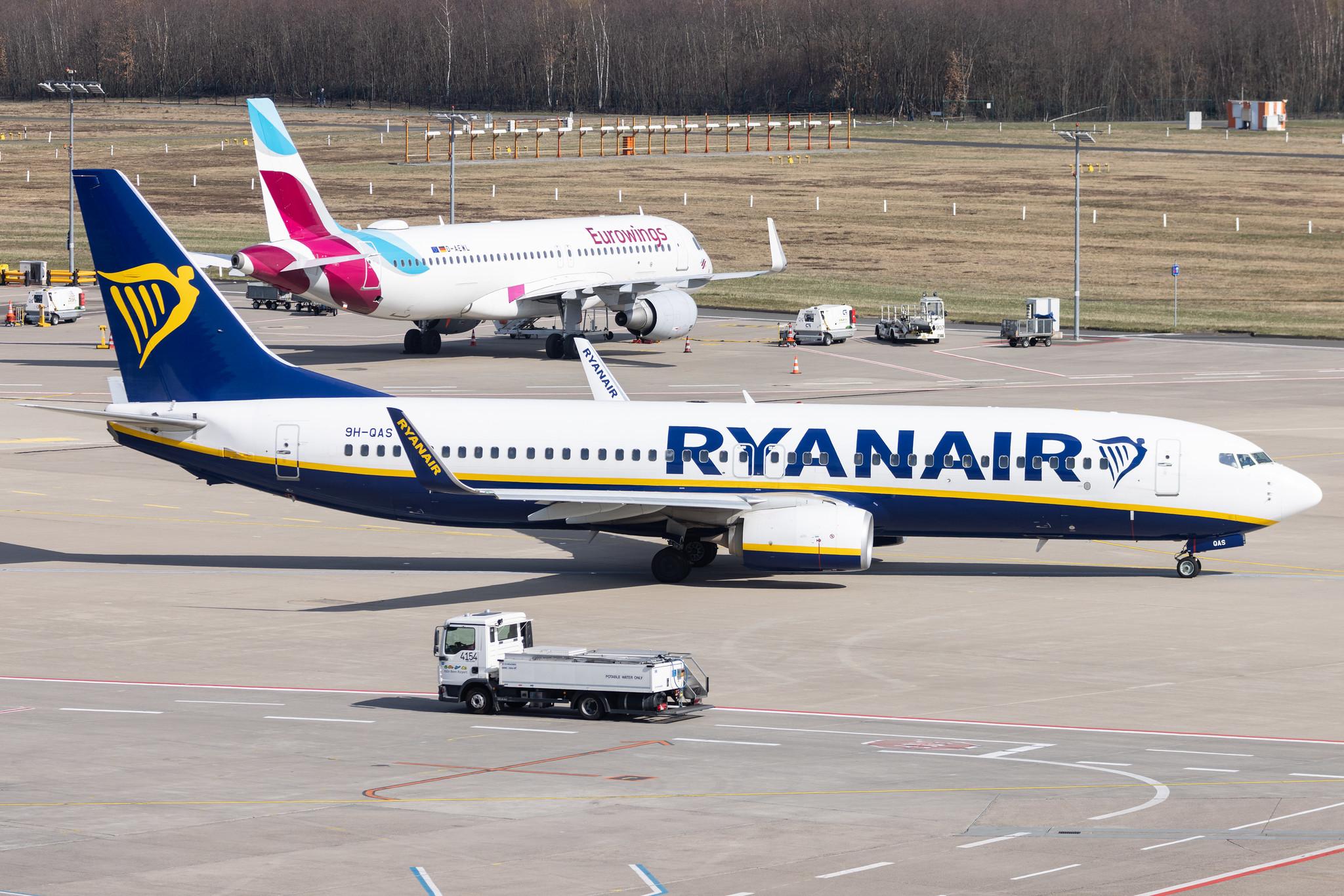 Köln Bonn Airport: Ryanair (FR / RYR) | Operator: Malta Air |  Boeing 737-8AS B738 | 9H-QAS | MSN 44693