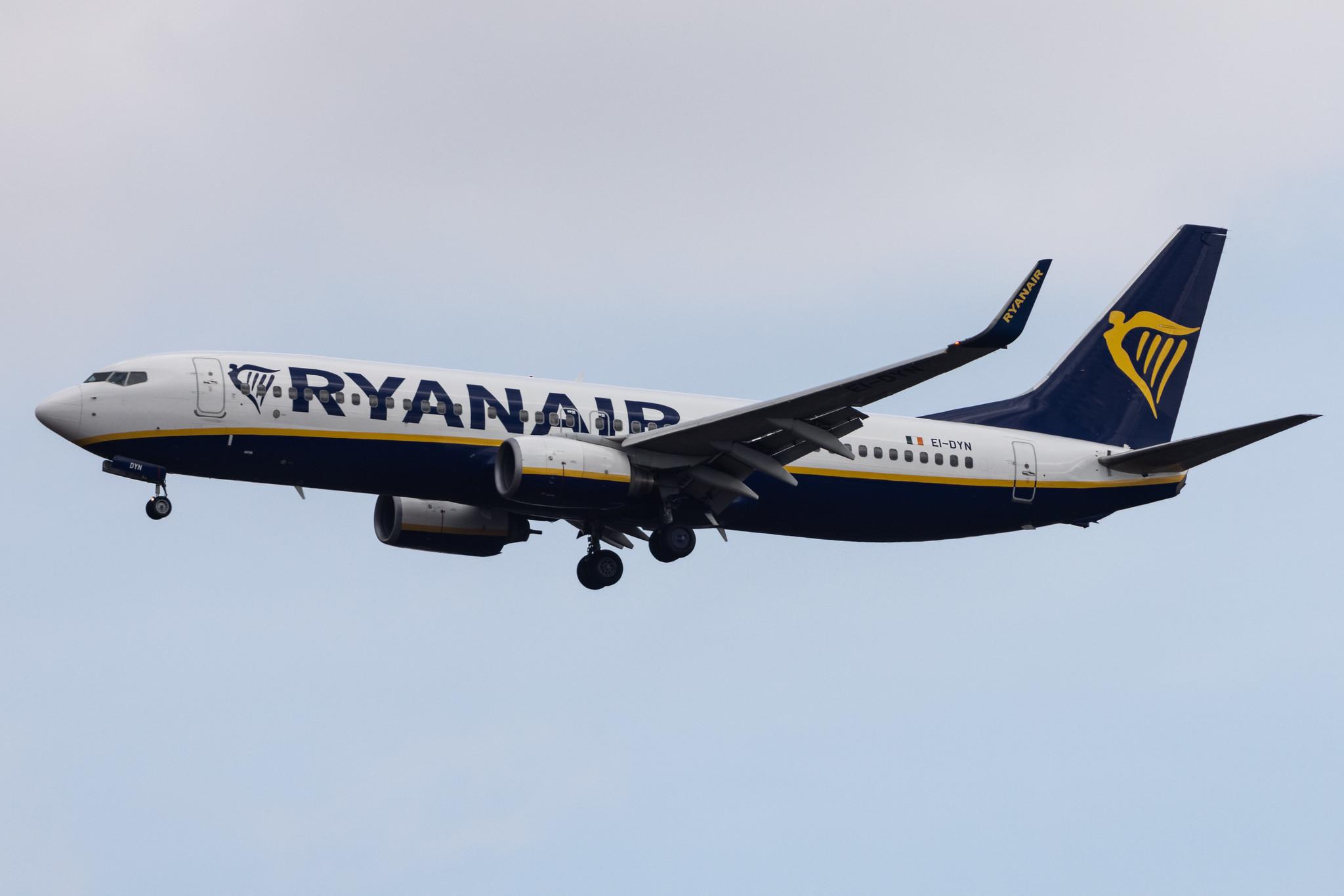 Köln Bonn Airport: Ryanair (FR / RYR) |  Boeing 737-8AS B738 | EI-DYN | MSN 36574