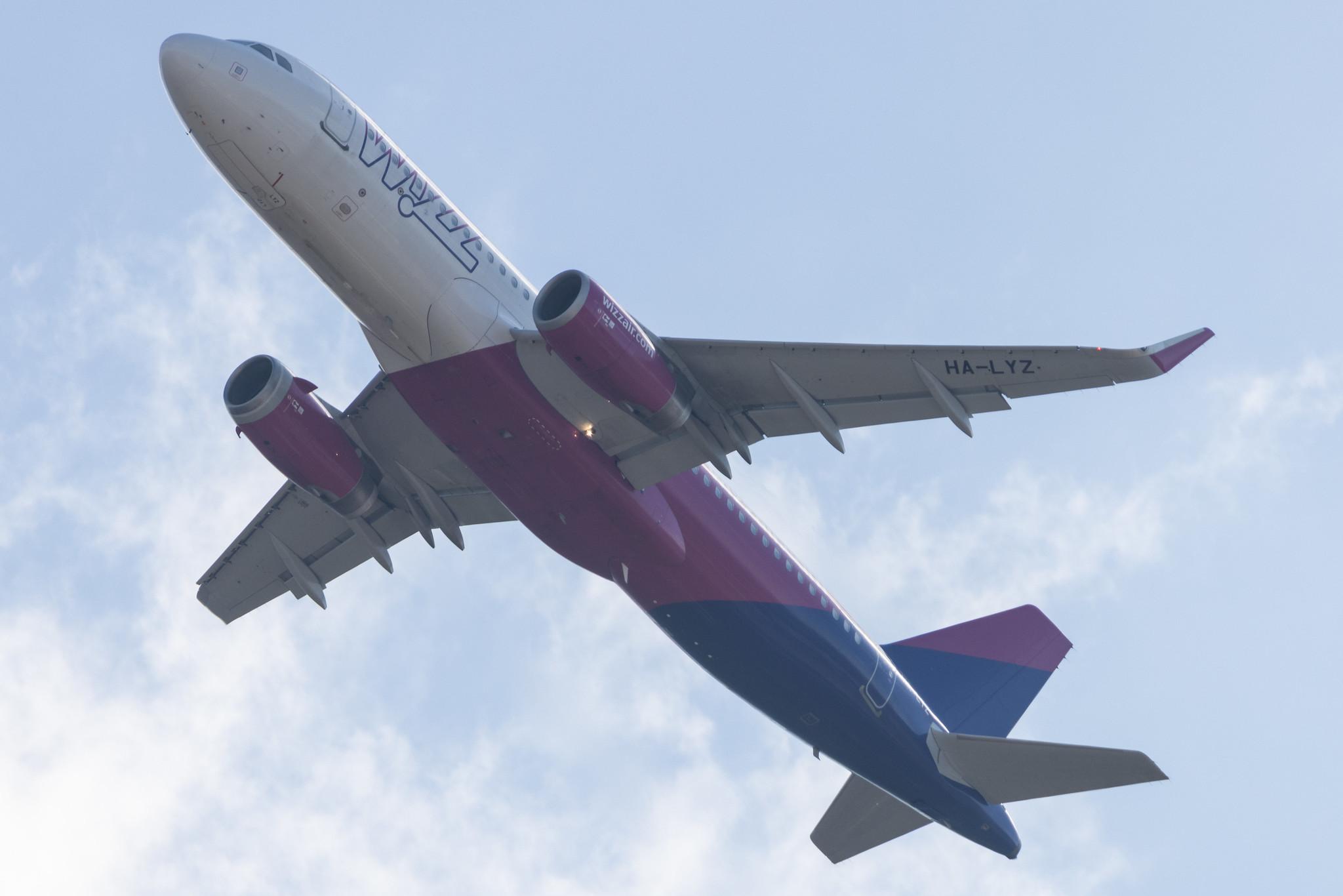 Köln Bonn Airport: Wizz Air (W6 / WZZ) |  Airbus A320-232 A320 | HA-LYZ | MSN 8355