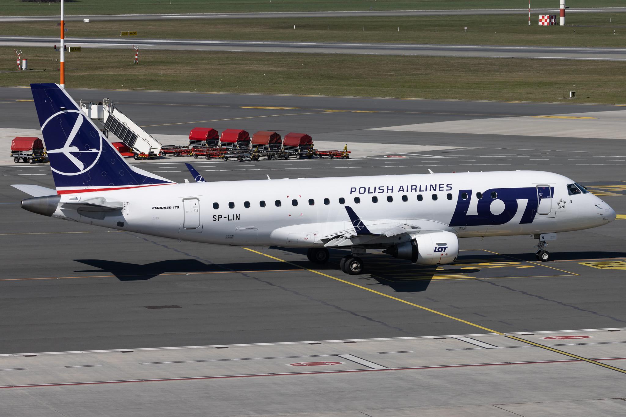 Hamburg Airport: LOT (LO / LOT) |  Embraer E175LR E75S | SP-LIN | MSN 17000313