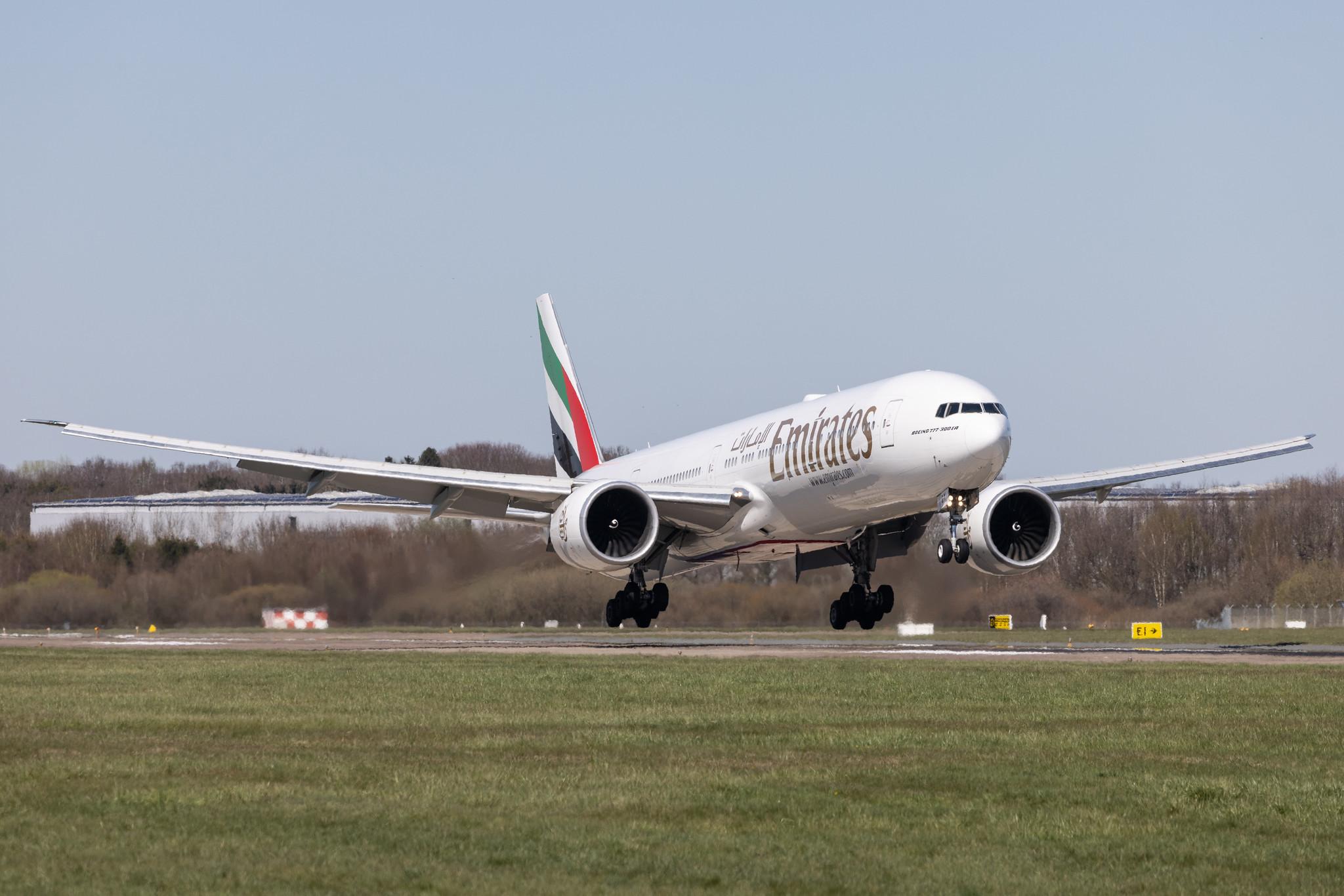 Hamburg Airport: Emirates (EK / UAE) |  Boeing 777-31H(ER) B77W | A6-EGY | MSN 41080