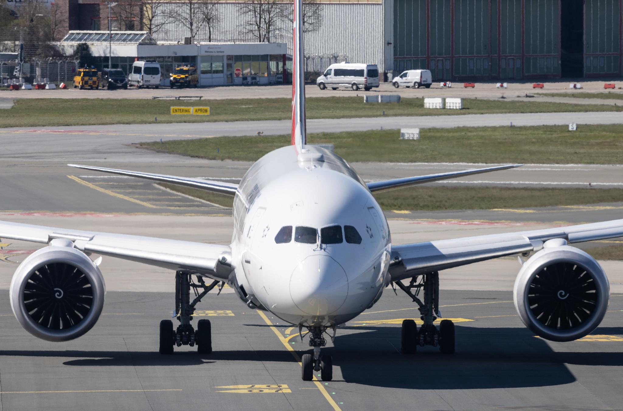 Hamburg Airport: Turkish Airlines (TK / THY) |  Boeing 787-9 Dreamliner B789 | TC-LLM | MSN 65812