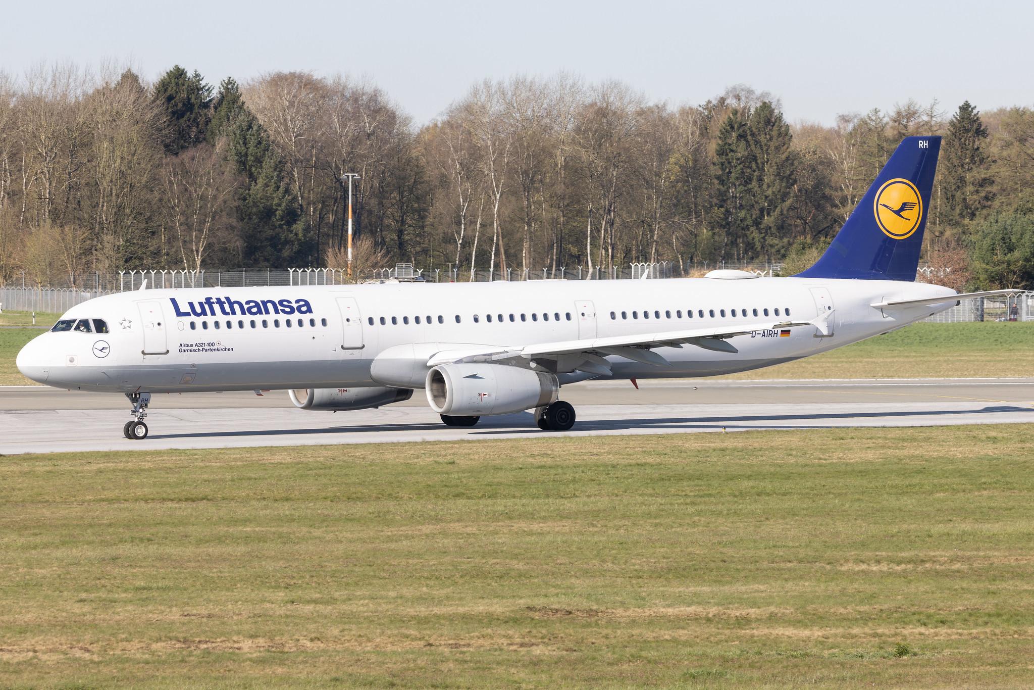 Hamburg Airport: Lufthansa (LH / DLH) |  Airbus A321-131 A321 | D-AIRH | MSN 0412