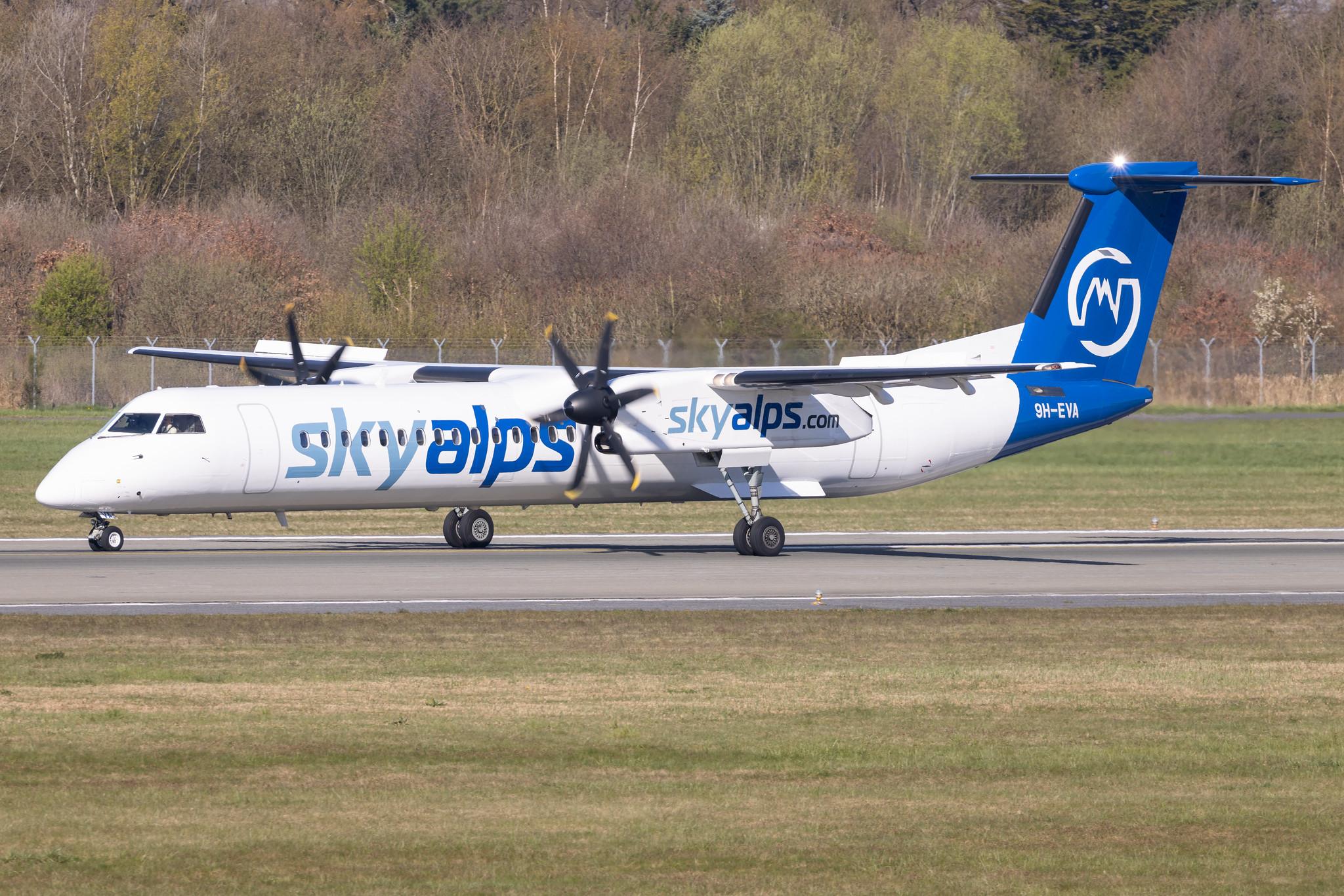 Hamburg Airport: SkyAlps |  De Havilland Canada Dash 8-400 DH8D | 9H-EVA | MSN 4237