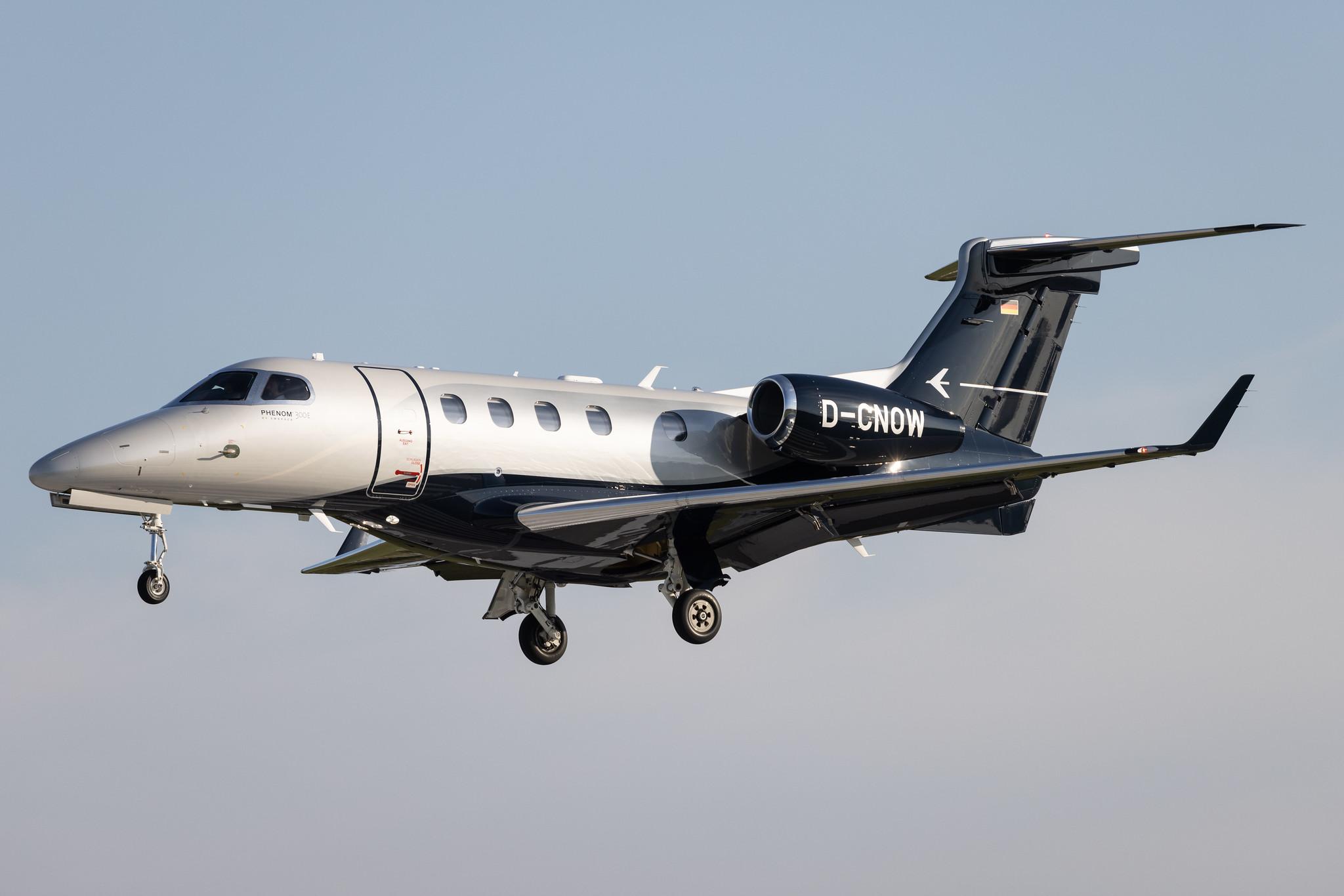 Hamburg Airport: ProAir Aviation (/ PAV) |  Embraer Phenom 300E E55P | D-CNOW | MSN 50500611