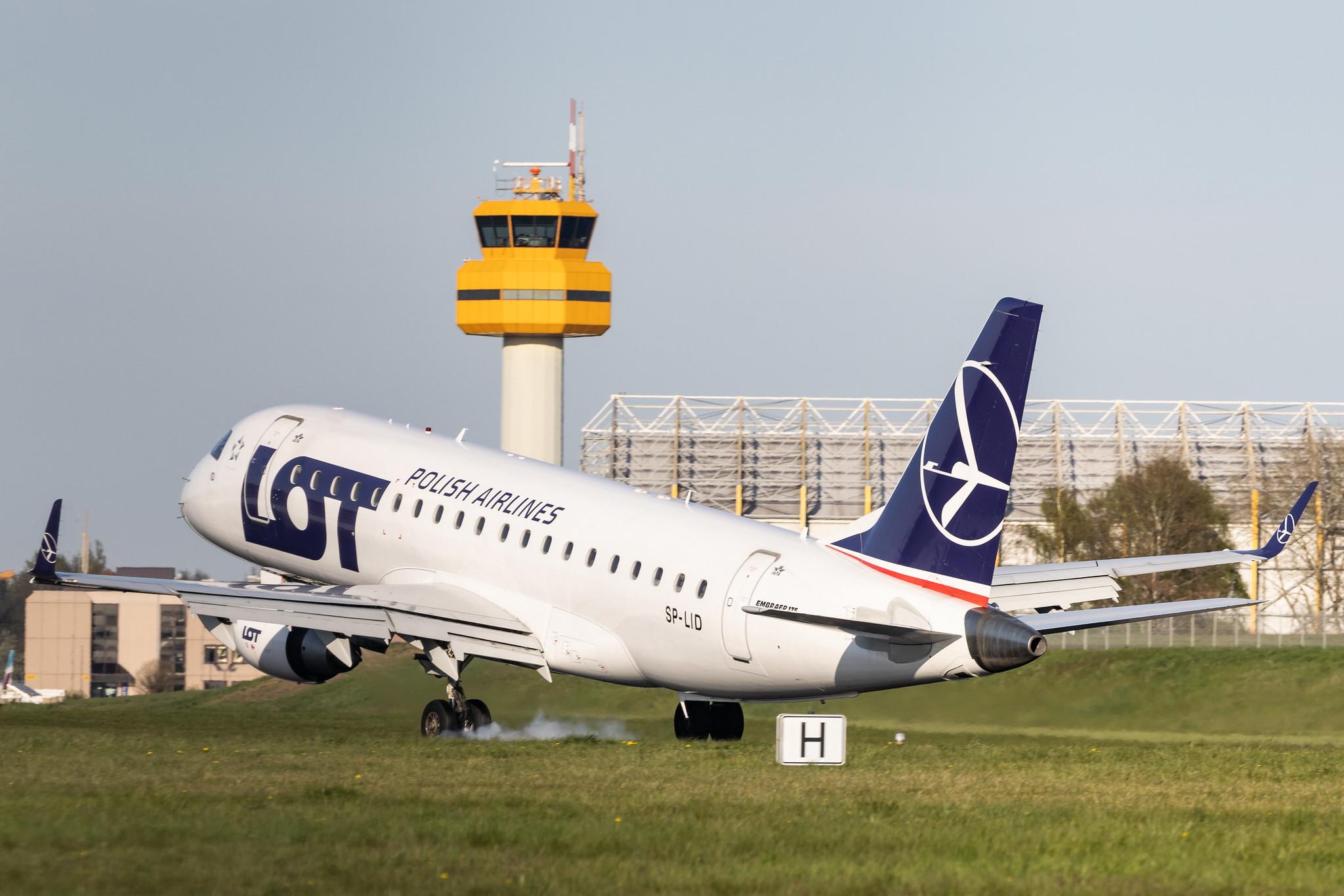 Hamburg Airport: LOT (LO / LOT) |  Embraer E175STD E75S | SP-LID | MSN 17000136