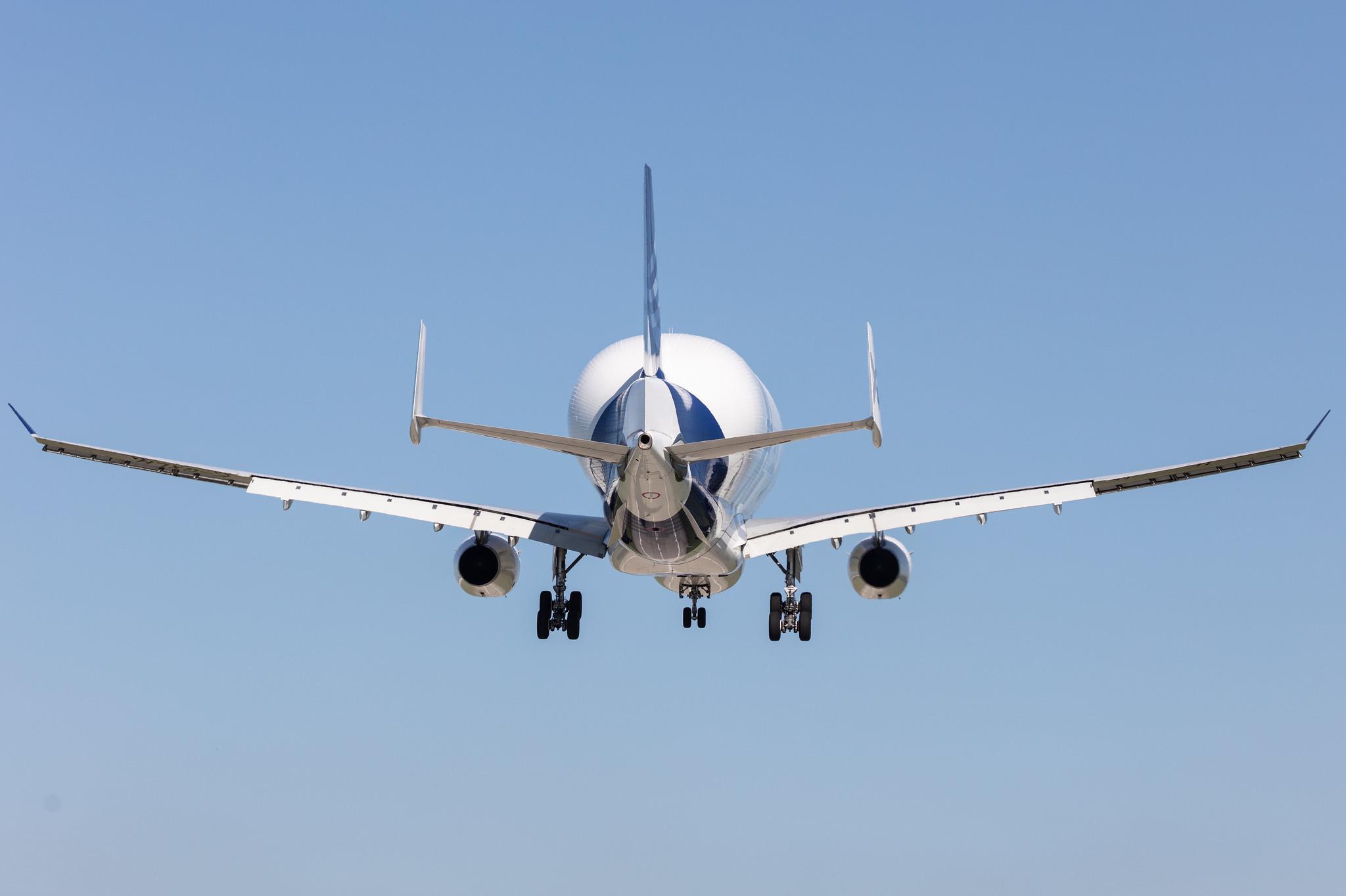 Hamburg Finkenwerder: Airbus Transport International (4Y / BGA) |  Airbus A330-743L Beluga XL A337 | F-GXLH | MSN 1853