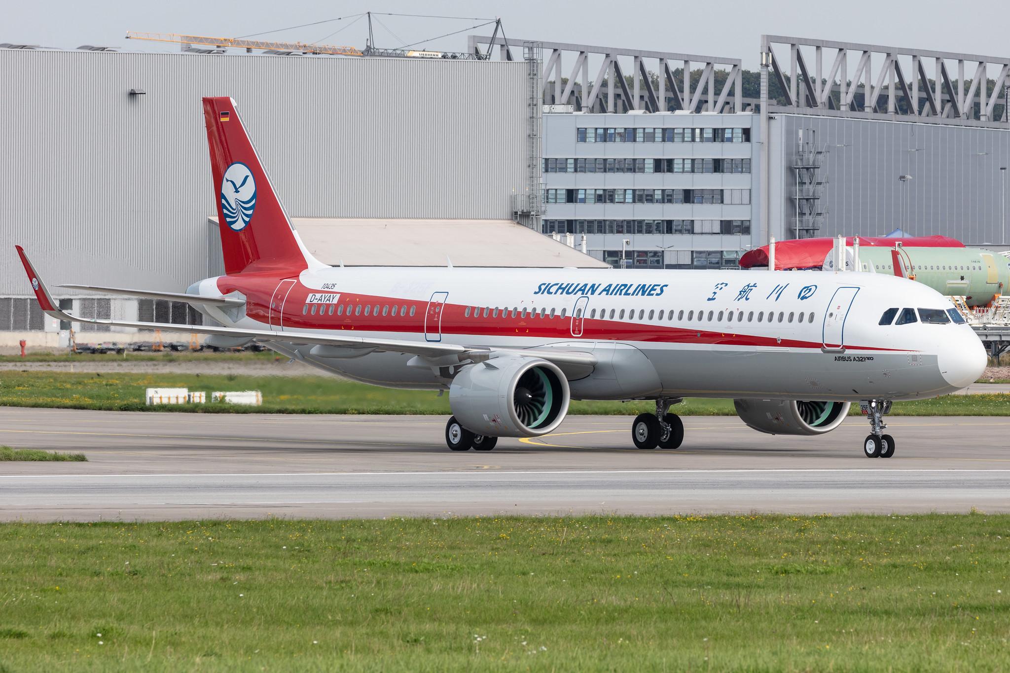 Hamburg Finkenwerder: Sichuan Airlines (3U / CSC) |  Airbus A321-271NX A21N | D-AYAY (B-325F) | MSN 10435