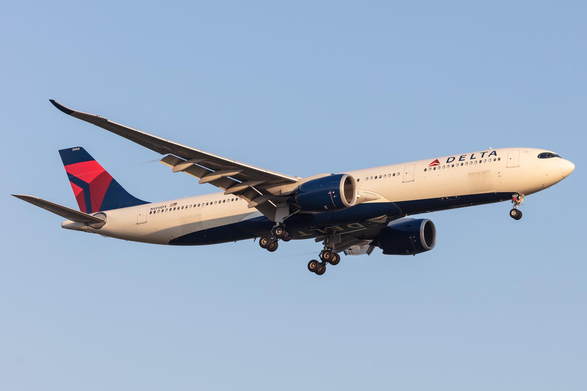 Amsterdam Schiphol: Delta Air Lines (DL / DAL) |  Airbus A330-941 A339 | N404DX | MSN 1935