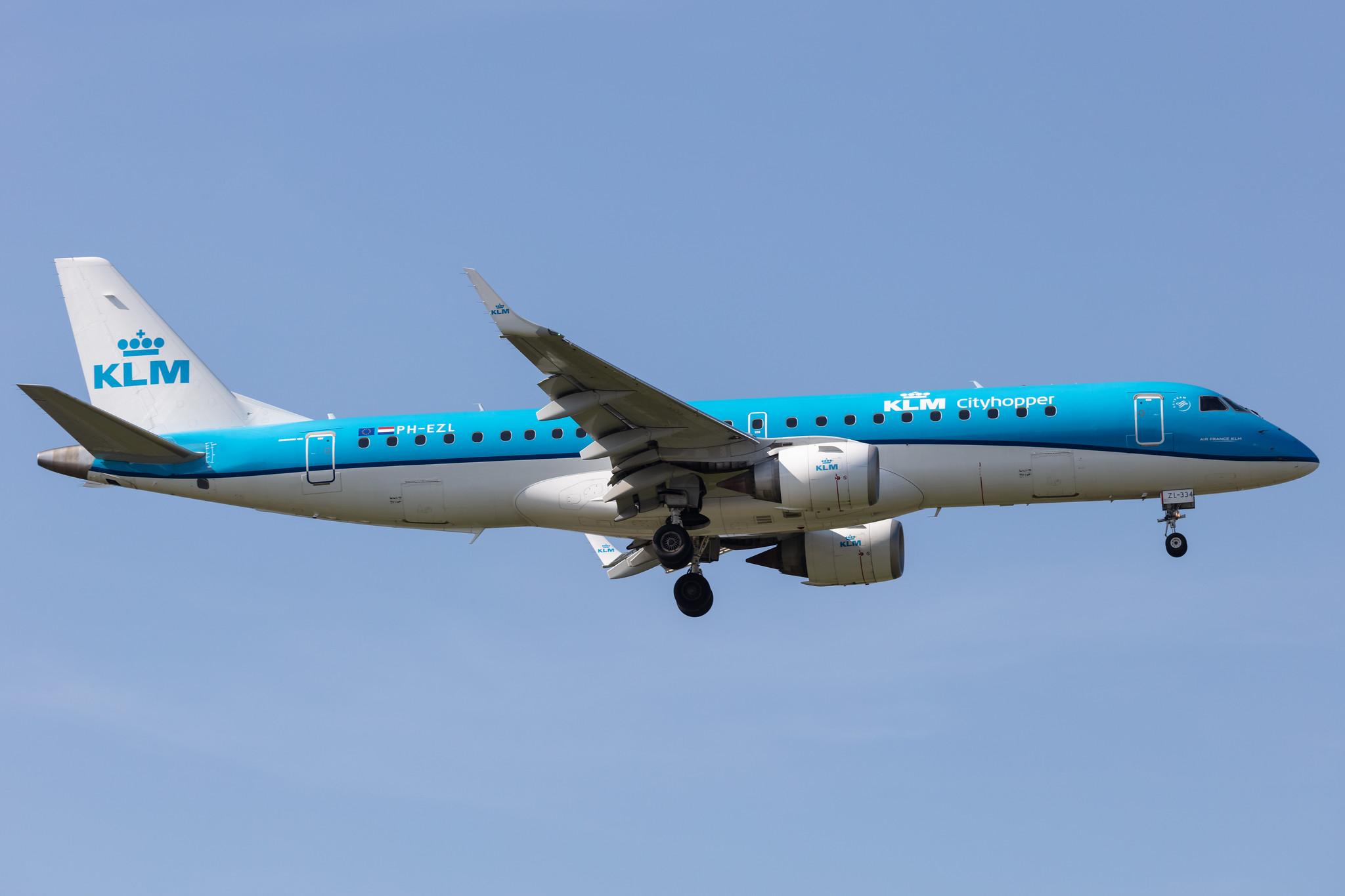 Amsterdam Schiphol: KLM (KL / KLM) | Operator: KLM Cityhopper |  Embraer E190STD E190 | PH-EZL | MSN 19000334