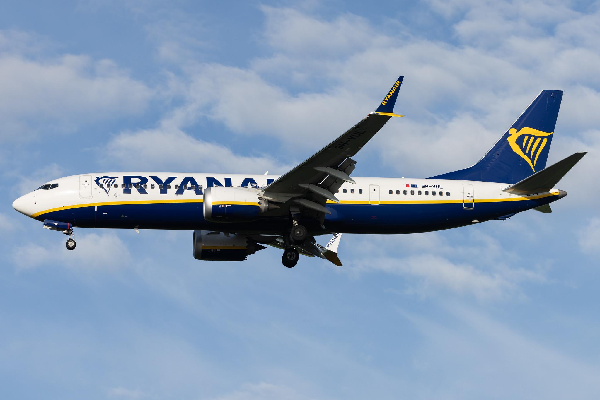 Hamburg Airport: Ryanair (FR / RYR) |  Boeing 737 MAX 8-200 B38M | 9H-VUL | MSN 62332