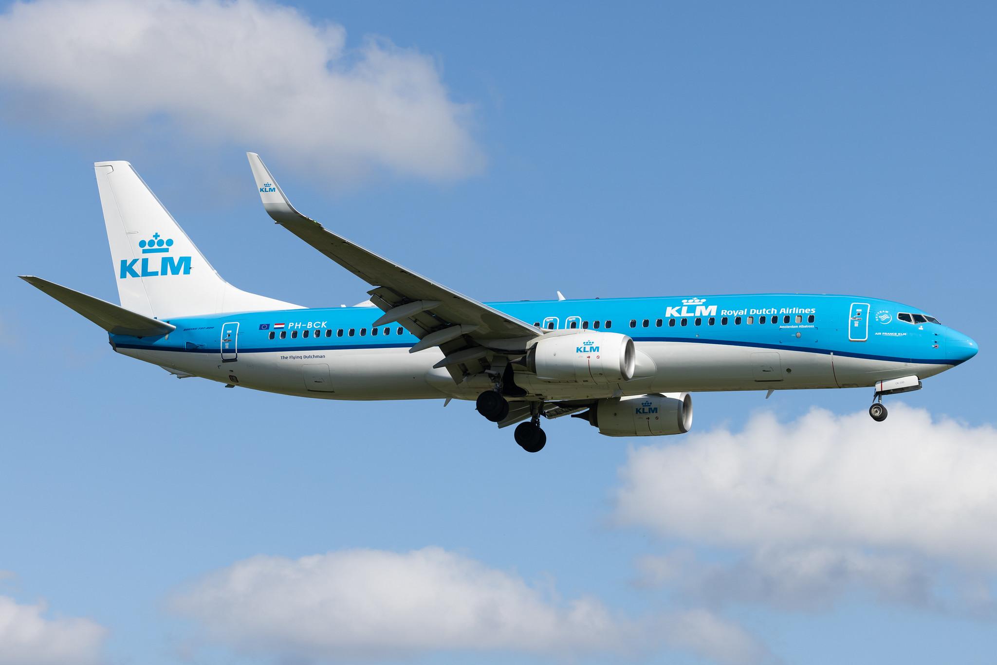 Hamburg Airport: KLM (KL / KLM) |  Boeing 737-8K2 B738 | PH-BCK | MSN 62580