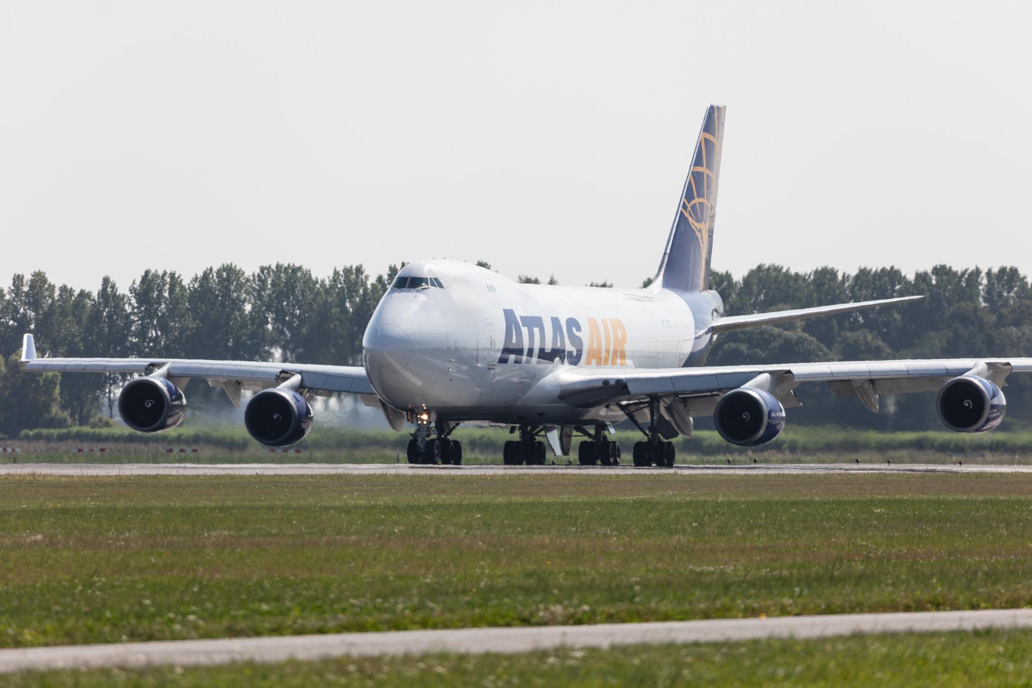 Amsterdam Schiphol: Atlas Air (5Y / GTI) |  Boeing 747-47U(F) B744 | N409MC | MSN 30558