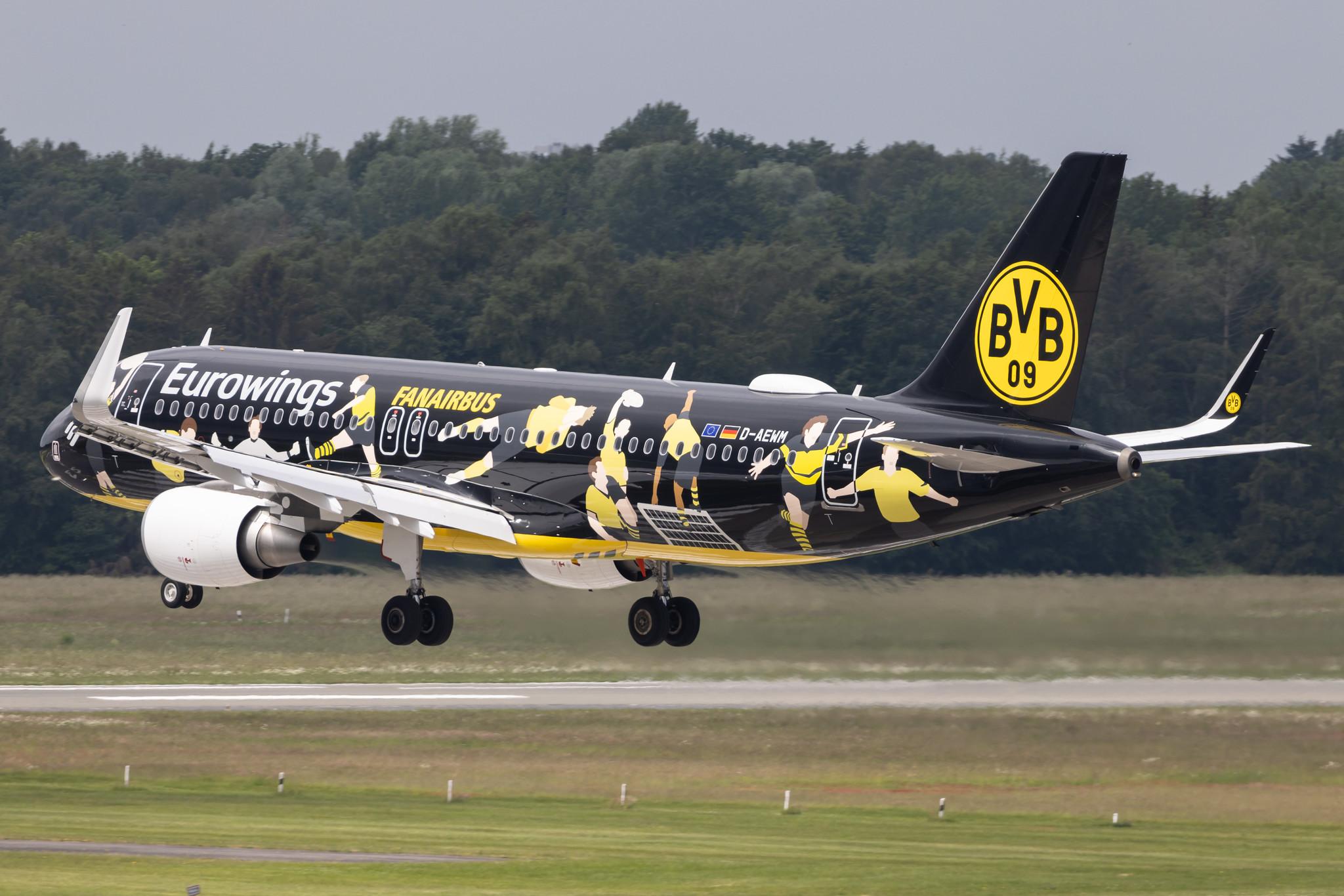 Hamburg Airport: Eurowings (EW / EWG) |  Livery: BVB FanAirbus |  Airbus A320-214 A320 | D-AEWM | MSN 7259