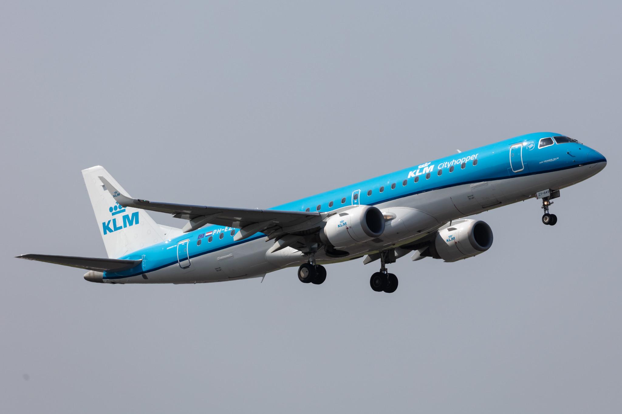 Amsterdam Schiphol: KLM (KL / KLM) | Operator: KLM Cityhopper |  Embraer E190STD E190 | PH-EZY | MSN 19000649