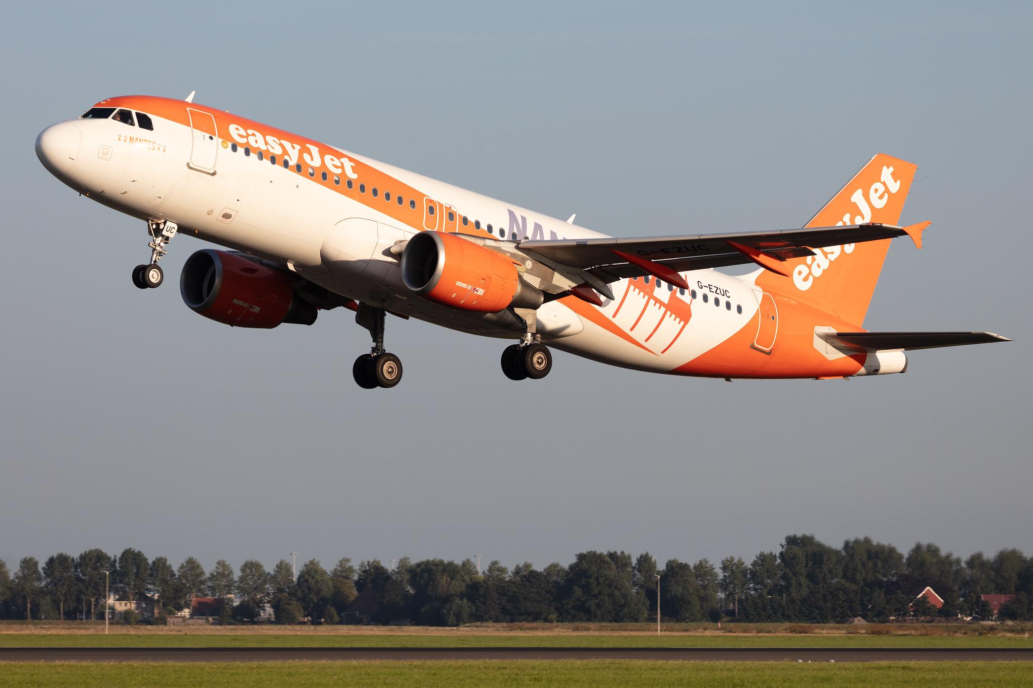 Amsterdam Schiphol: easyJet (U2 / EZY) |  Livery: Nantes Livery |  Airbus A320-214 A320 | G-EZUC | MSN 4591