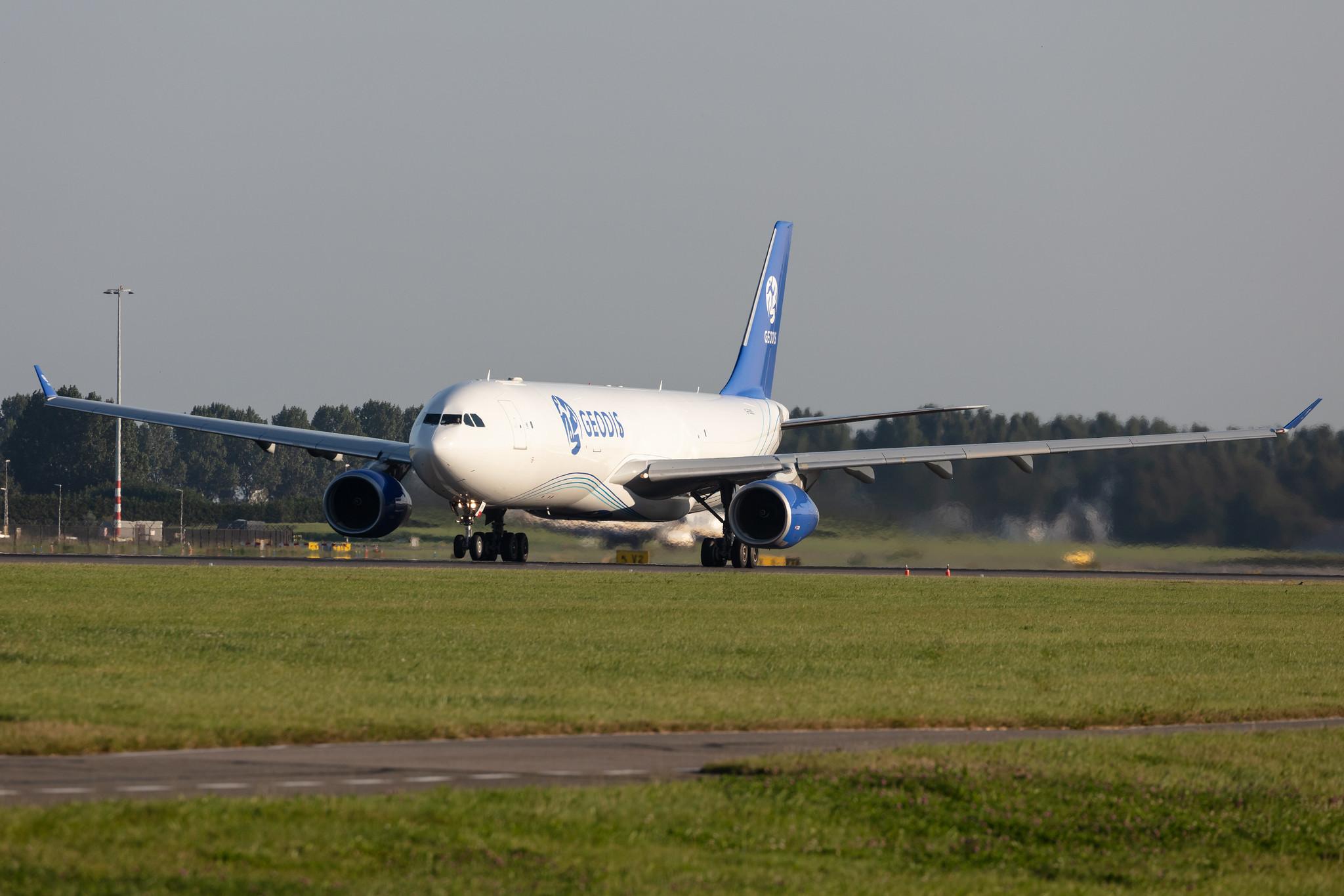 Amsterdam Schiphol: Geodis Air Network |  Airbus A330-343(P2F) A333 | G-EODS | MSN 713