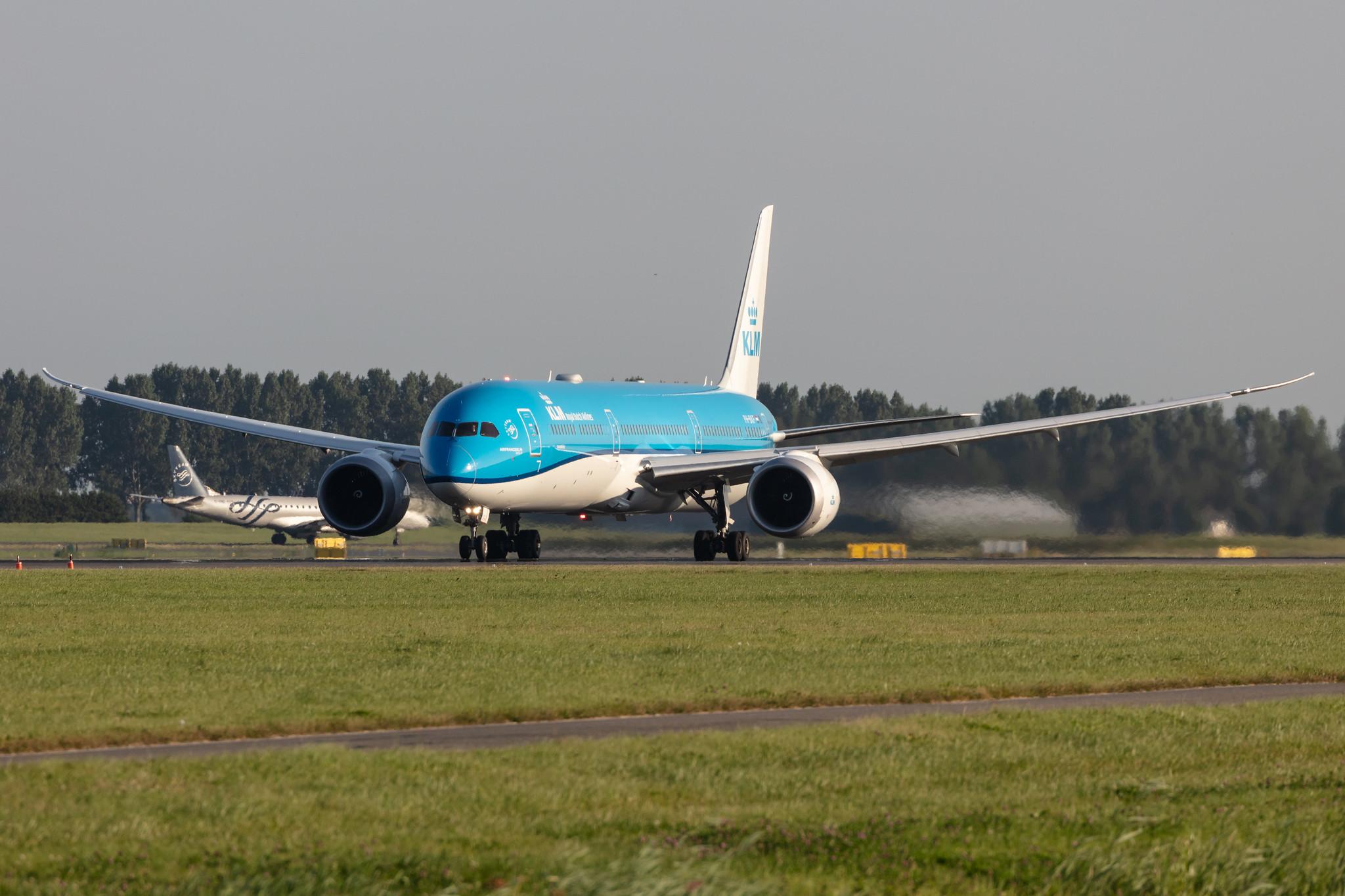 Amsterdam Schiphol: KLM (KL / KLM) |  Boeing 787-10 Dreamliner B78X | PH-BKF | MSN 42499