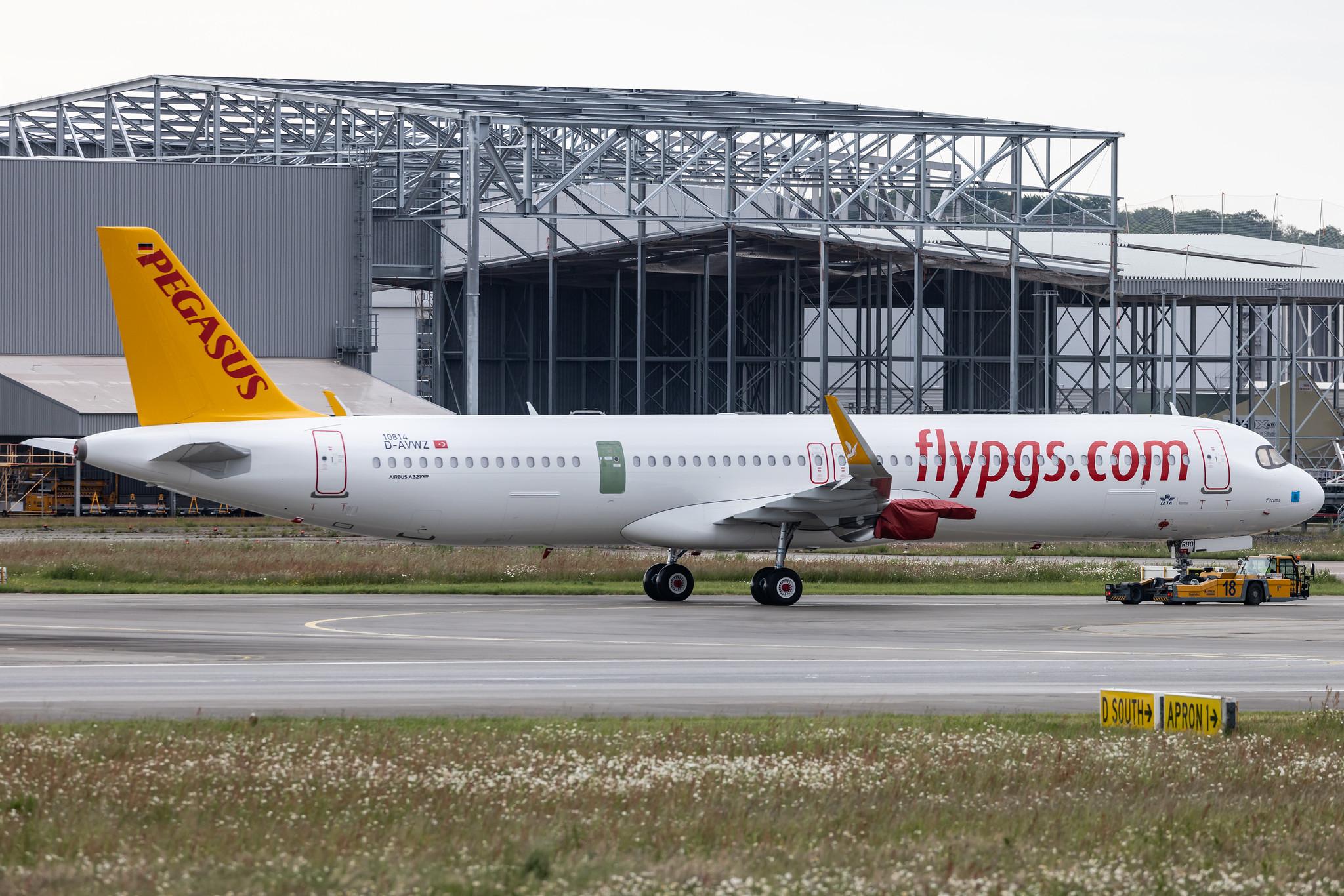 Hamburg Finkenwerder: Pegasus (PC / PGT) |  Airbus A321-251NX A21N | D-AVWZ (TC-RBO) | MSN 10814