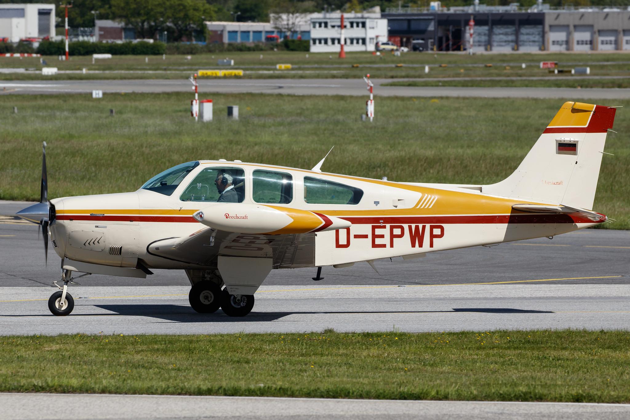 Hamburg Airport: Private owner |  Beech F33A Bonanza BE33 | D-EPWP | MSN CE-1654