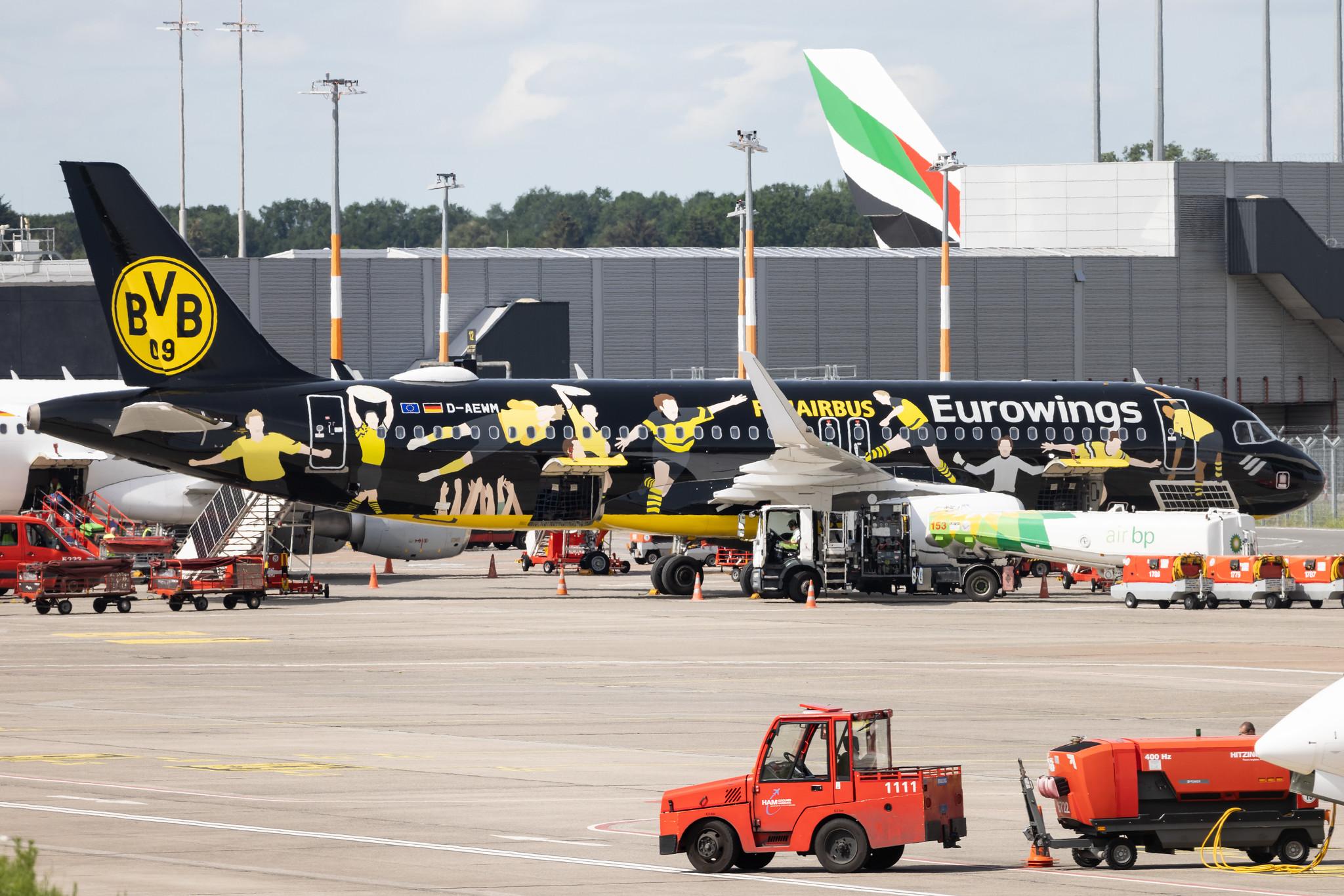 Hamburg Airport: Eurowings (EW / EWG) |  Livery: BVB FanAirbus |  Airbus A320-214 A320 | D-AEWM | MSN 7259
