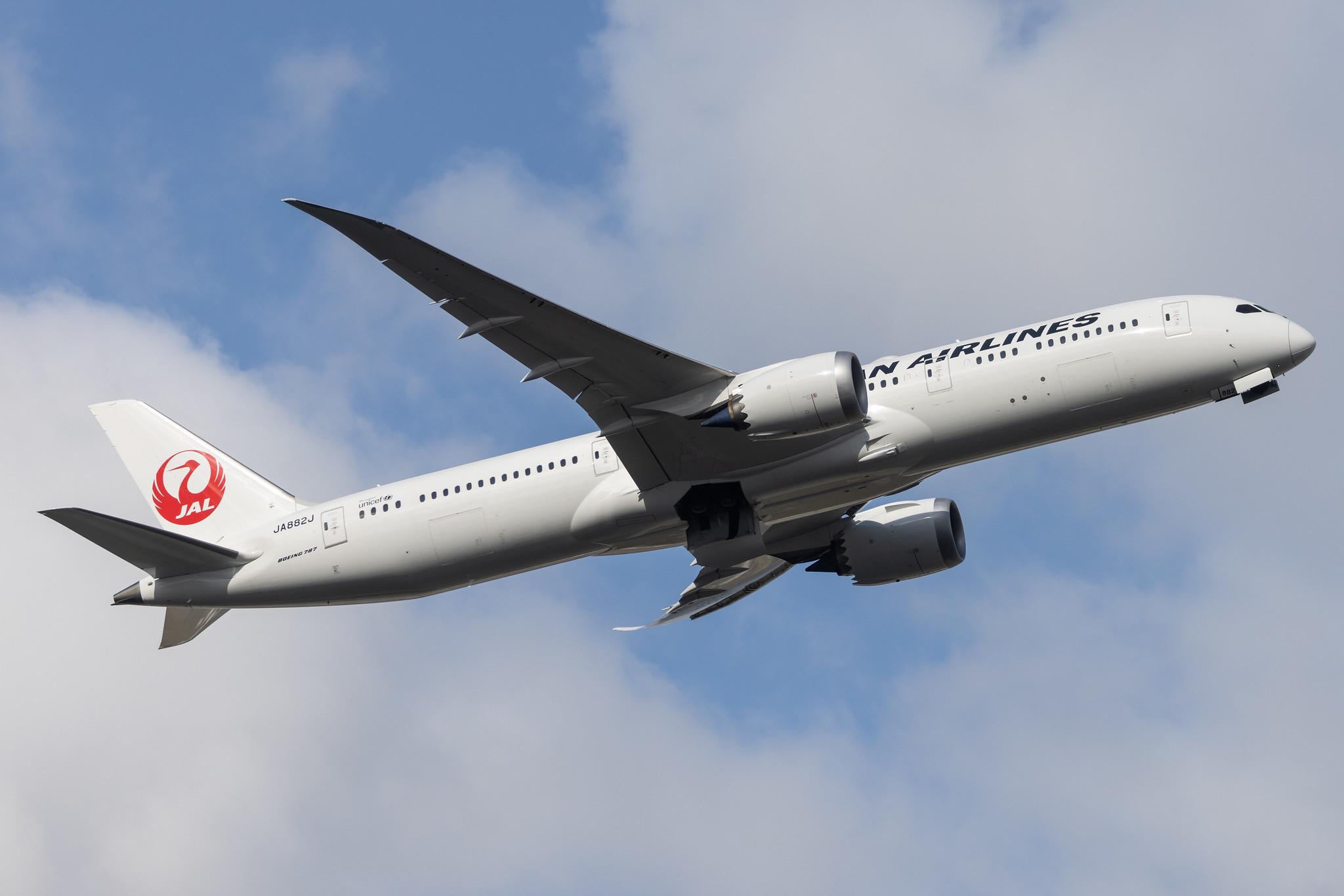 London Heathrow: Japan Airlines (JL / JAL) |  Boeing 787-9 Dreamliner B789 | JA882J | MSN 66515