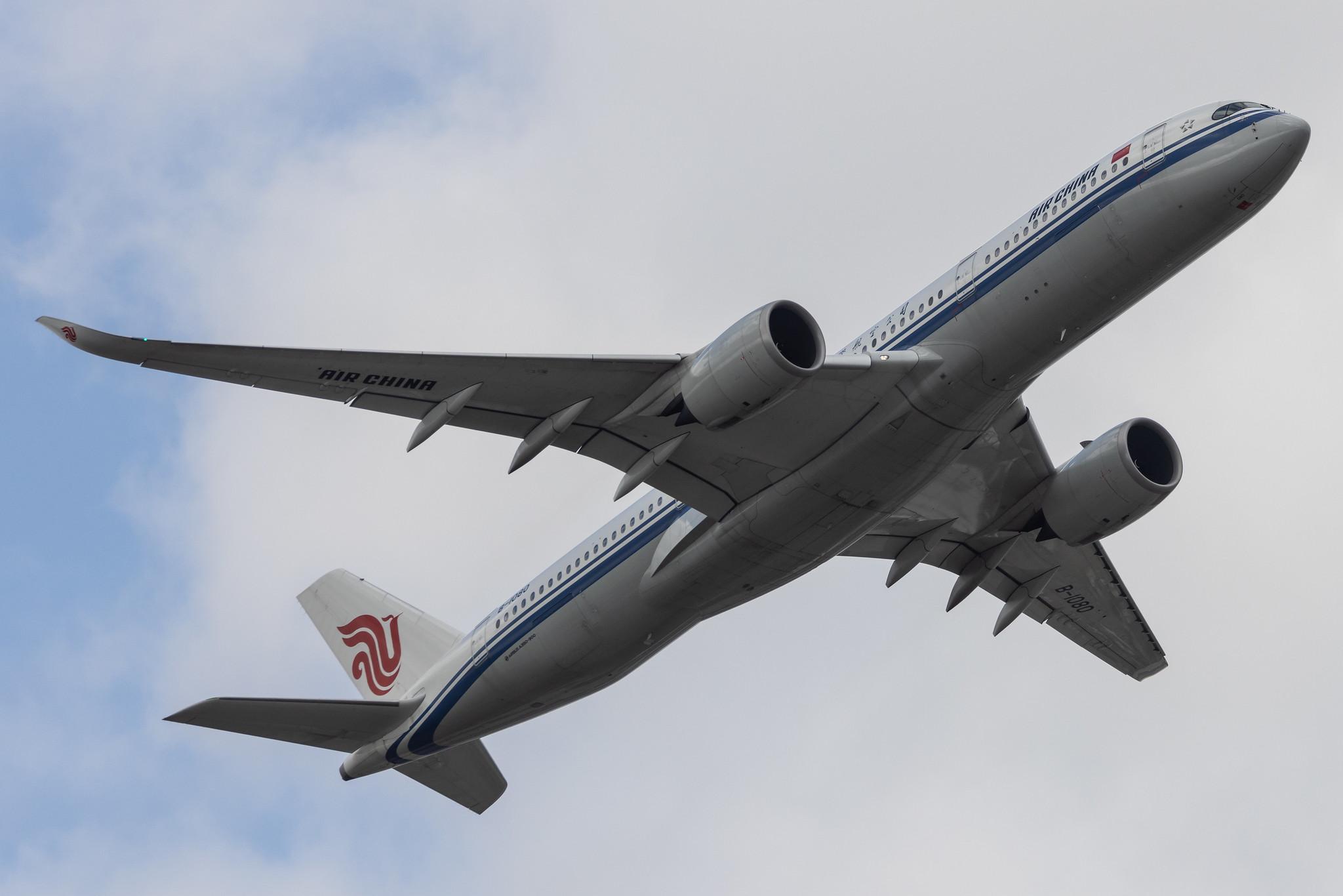 London Heathrow: Air China (CA / CCA) |  Airbus A350-941 A359 | B-1080 | MSN 247