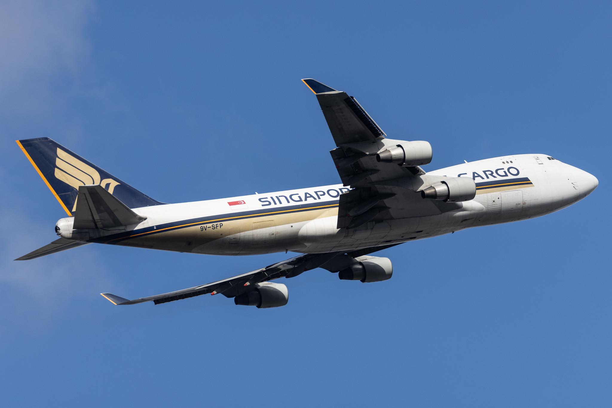 London Heathrow: Singapore Airlines Cargo (SQ / SIA) | Operator: Singapore Airlines |  Boeing 747-412F(SCD) B744 | 9V-SFP | MSN 32902