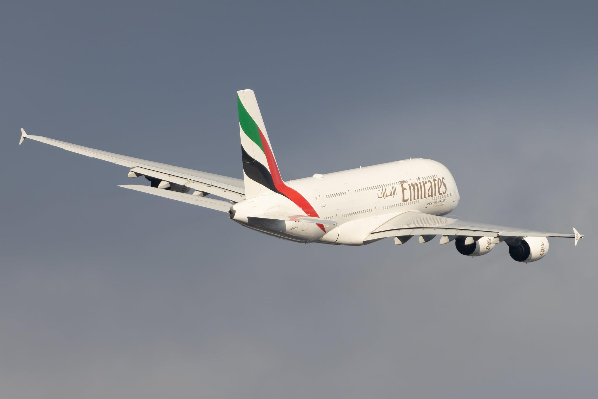 London Heathrow: Emirates (EK / UAE) |  Airbus A380-842 A388 | A6-EVC | MSN 248