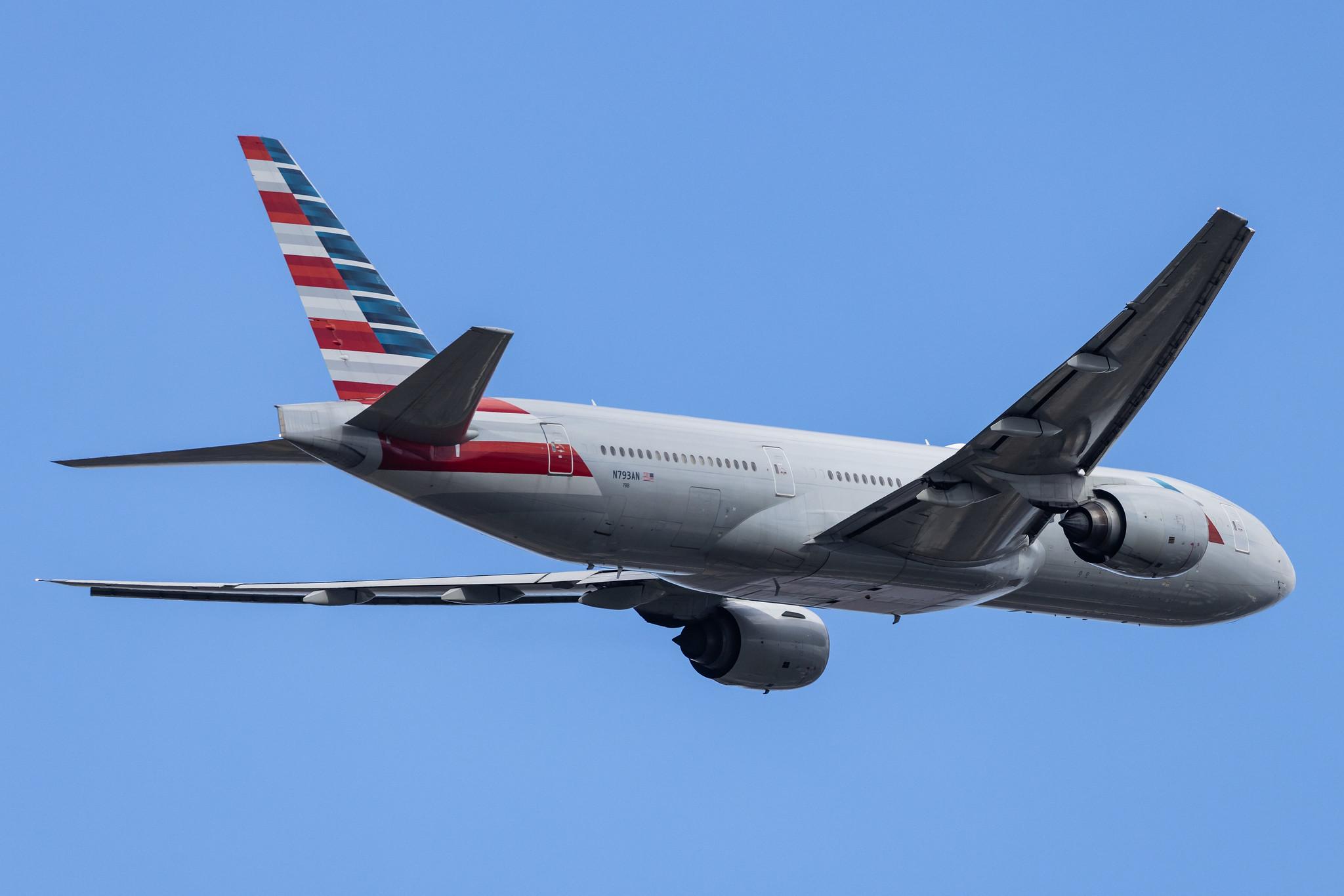 London Heathrow: American Airlines (AA / AAL) |  Boeing 777-223(ER) B772 | N793AN | MSN 30255