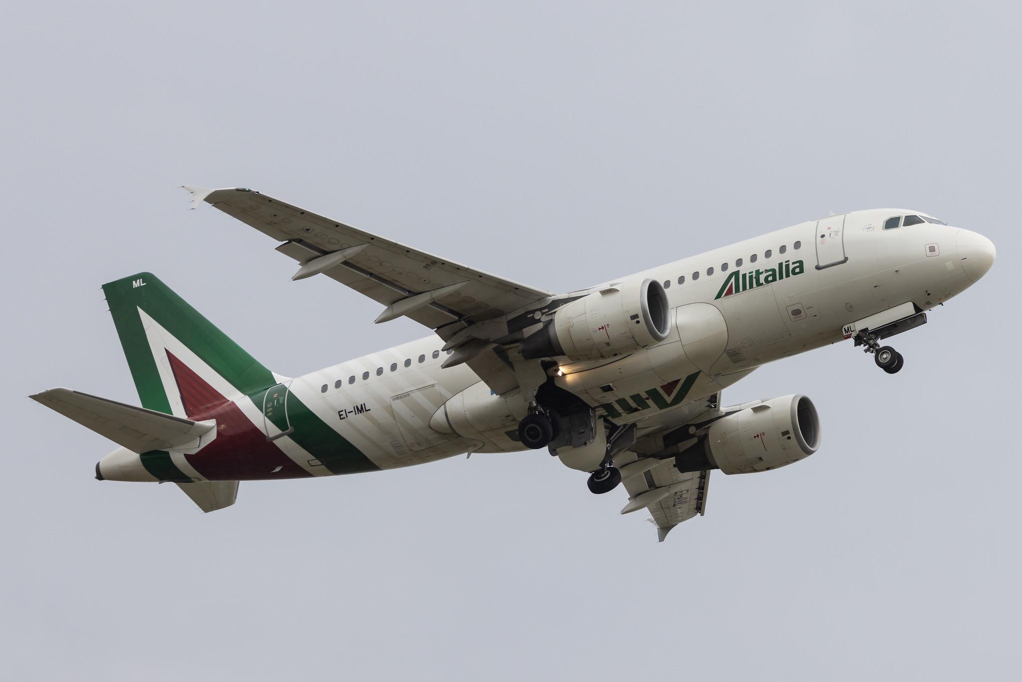 Hamburg Airport: ITA Airways (AZ / ITY) | Airbus A319-112 A319 | EI-IML | MSN 02127