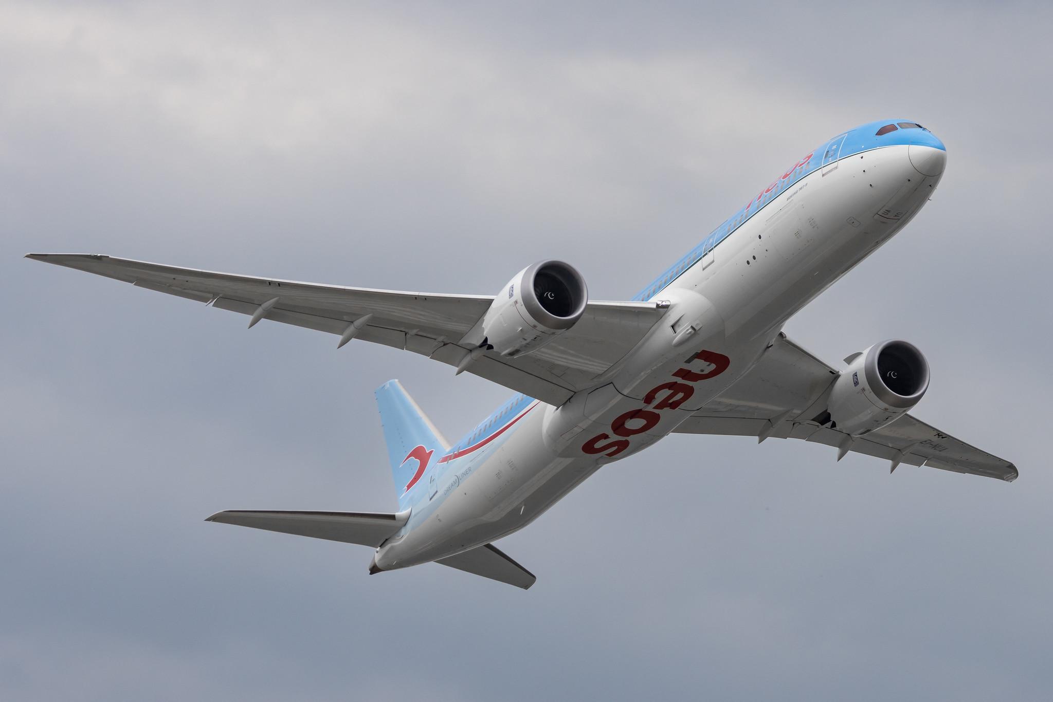 Hamburg Airport: Neos (NO / NOS) | Boeing 787-9 Dreamliner B789 | EI-NUA | MSN 65314