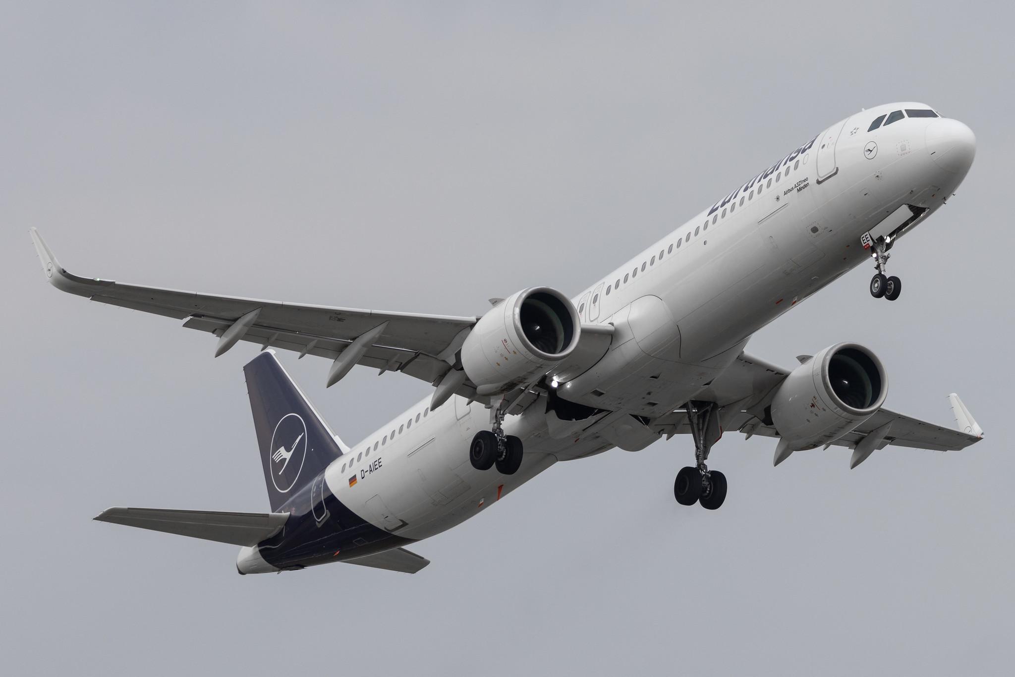 Hamburg Airport: Lufthansa (LH / DLH) | Airbus A321-271NX A21N | D-AIEE | MSN 9046