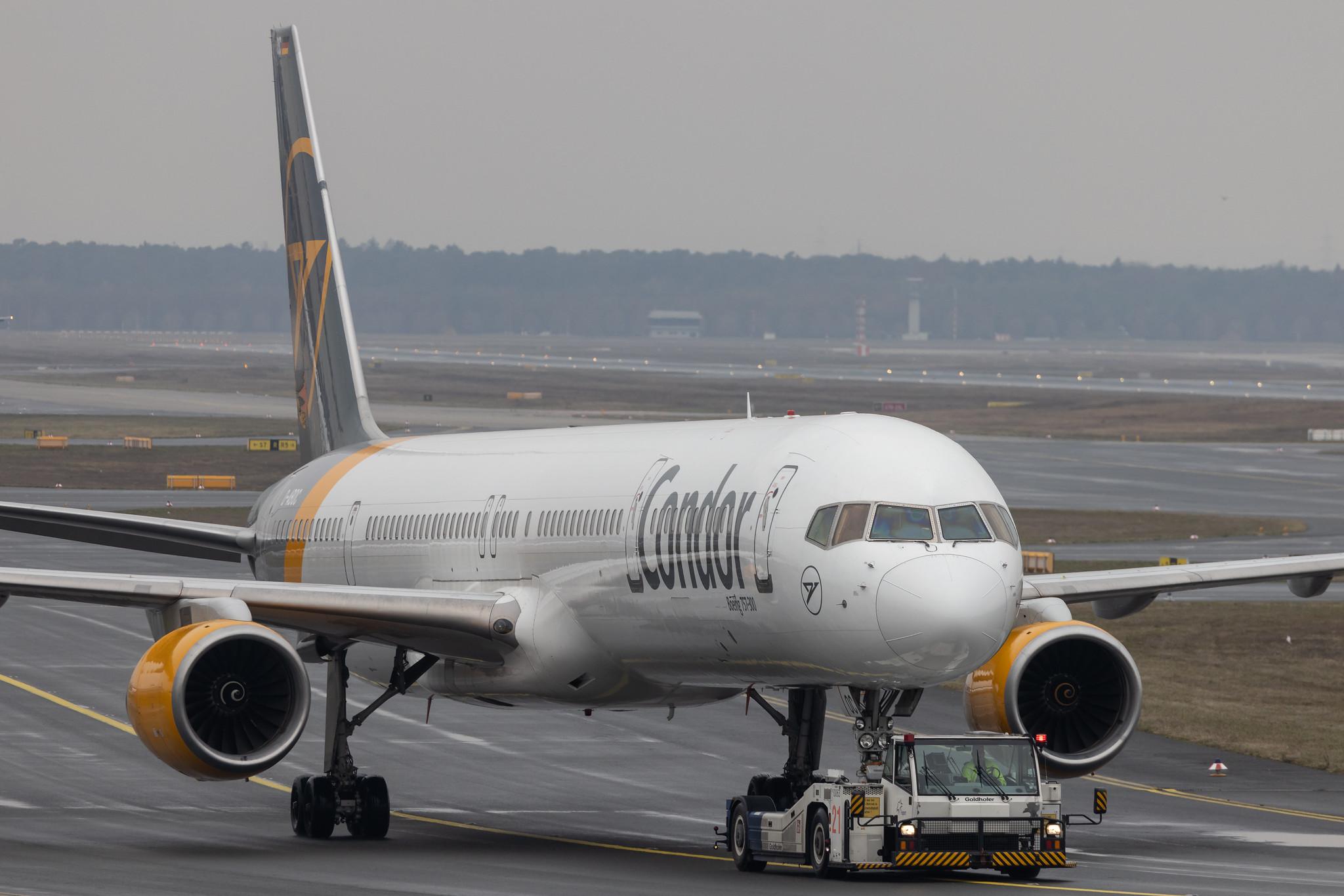 Frankfurt Airport: Condor (DE / CFG) |  Boeing 757-330 B753 | D-ABOC | MSN 29015