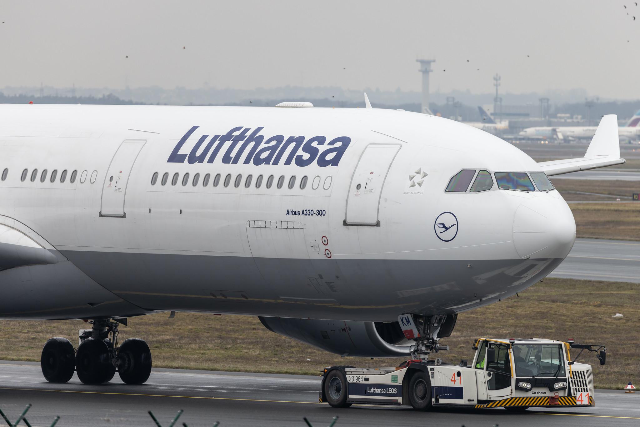 Frankfurt Airport: Lufthansa (LH / DLH) |  Airbus A330-343 A333 | D-AIKM | MSN 0913
