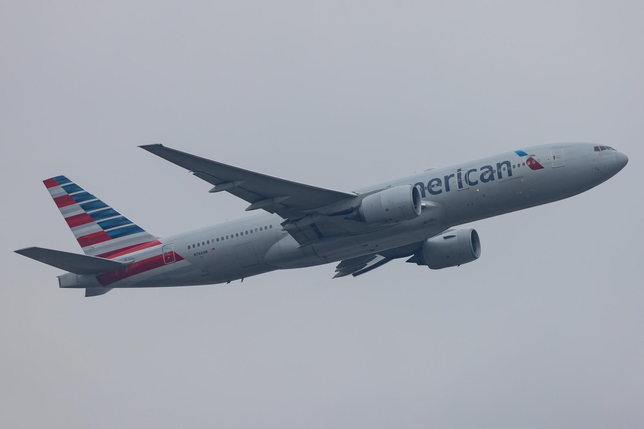 Frankfurt Airport: American Airlines (AA / AAL) |  Boeing 777-223(ER) B772 | N766AN | MSN 32880
