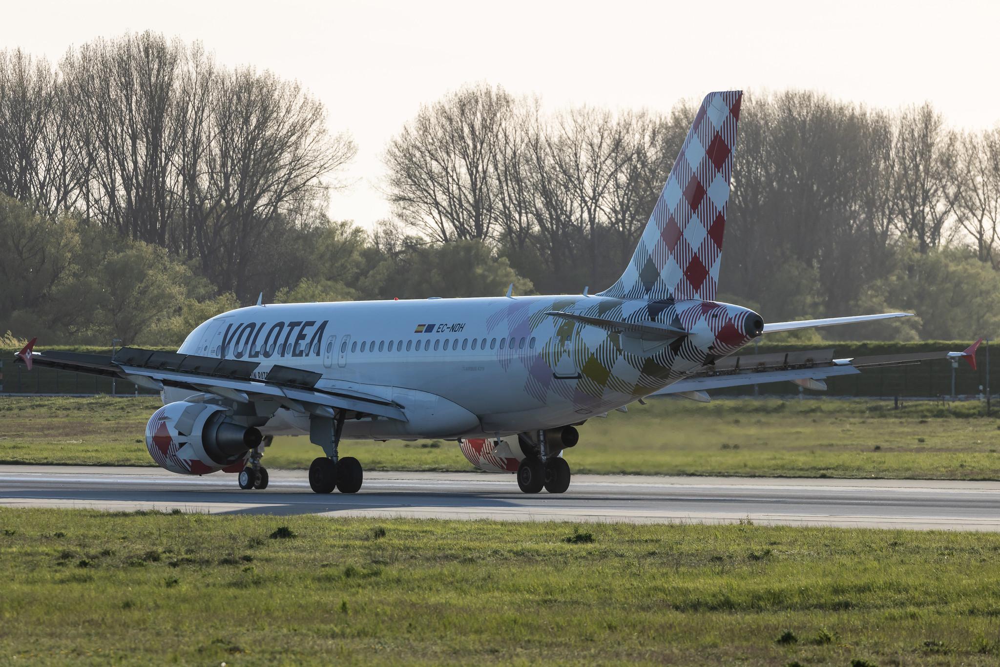 Hamburg Finkenwerder: Volotea (V7 / VOE) | Airbus A319-111 A319 | EC-NDH | MSN 03403