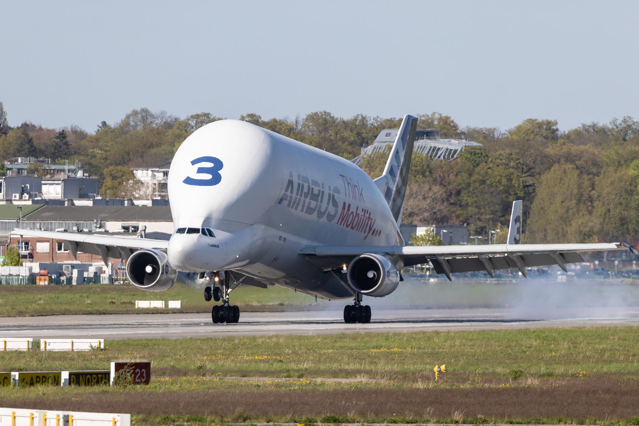 Hamburg Finkenwerder: Airbus Transport International (4Y / BGA) | Airbus A300-608ST Beluga A3ST | F-GSTC | MSN 765