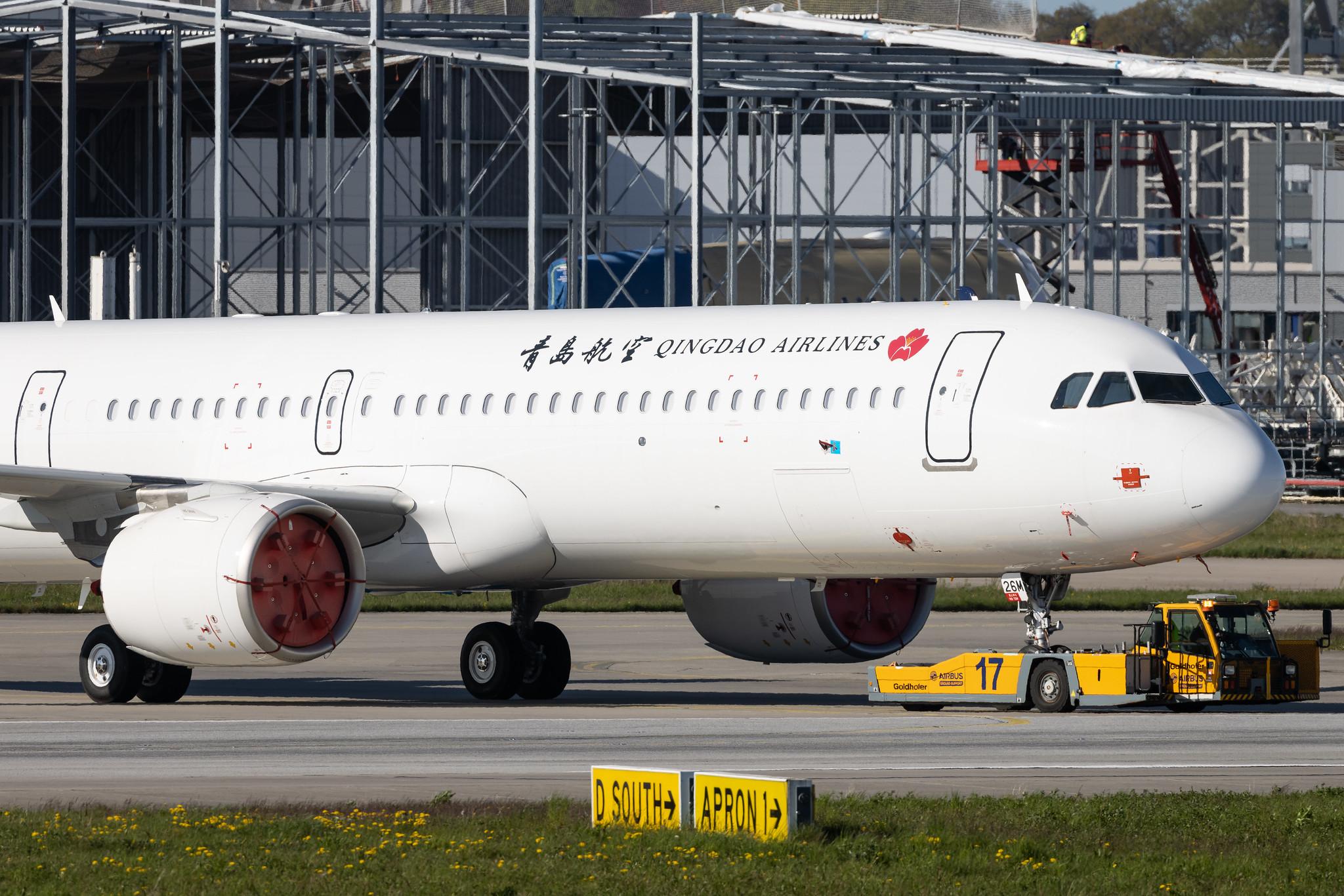 Hamburg Finkenwerder: Qingdao Airlines (QW / QDA) | Airbus A321-271NX A21N | D-AVWU | B-326M | MSN 10448