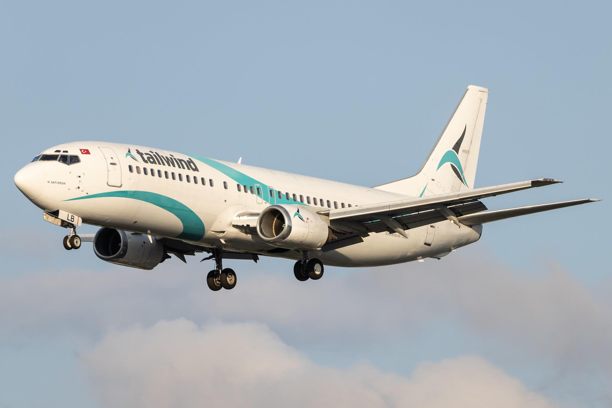 Hamburg Airport: Tailwind Airlines (TI / TWI) | Boeing 737-4Q8 B734 | TC-TLB | MSN 25108